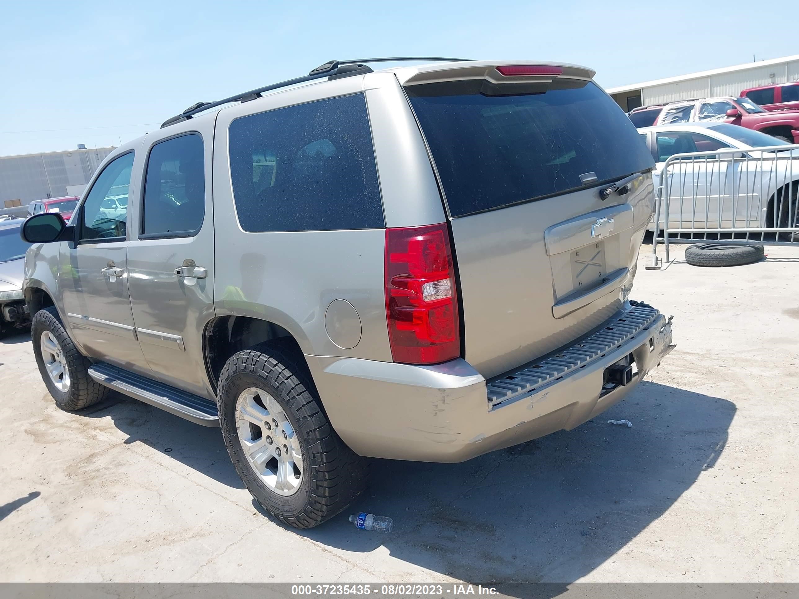 Photo 2 VIN: 1GNFC13007R204040 - CHEVROLET TAHOE 