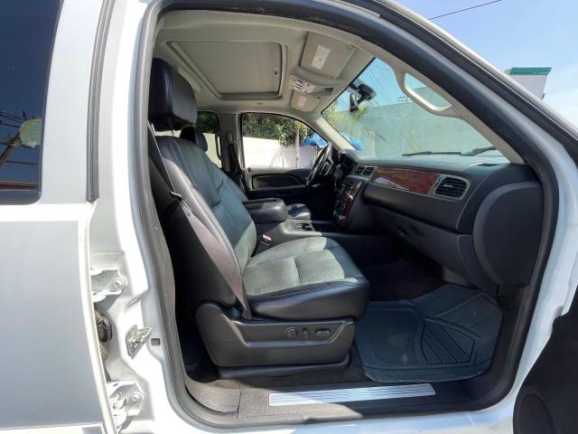 Photo 4 VIN: 1GNFC13007R246157 - CHEVROLET TAHOE C150 