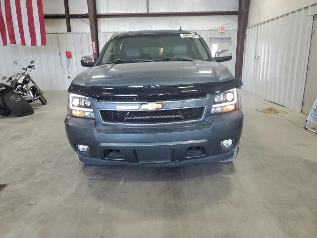 Photo 4 VIN: 1GNFC13018R105163 - CHEVROLET TAHOE 