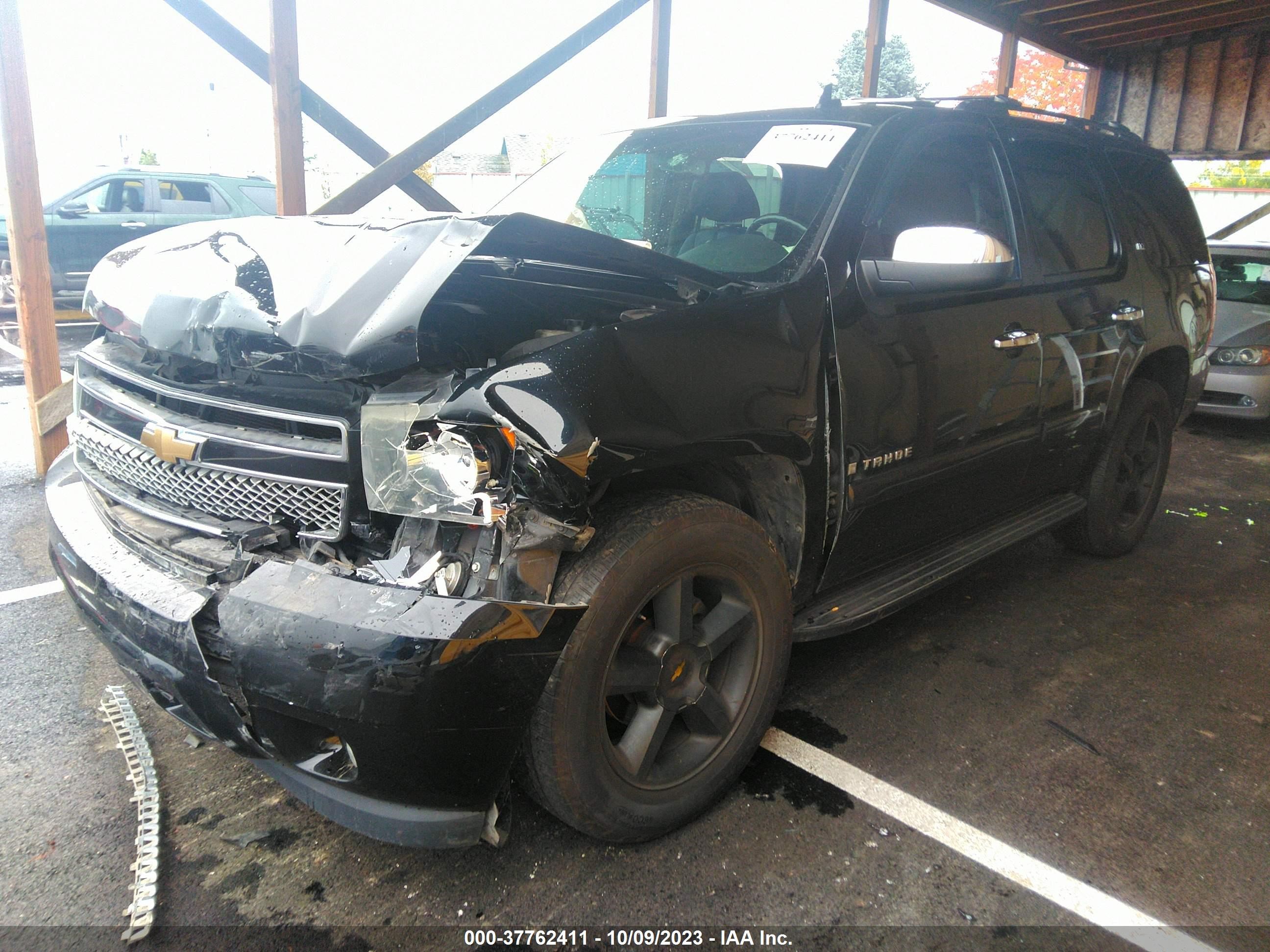 Photo 1 VIN: 1GNFC13018R120391 - CHEVROLET TAHOE 