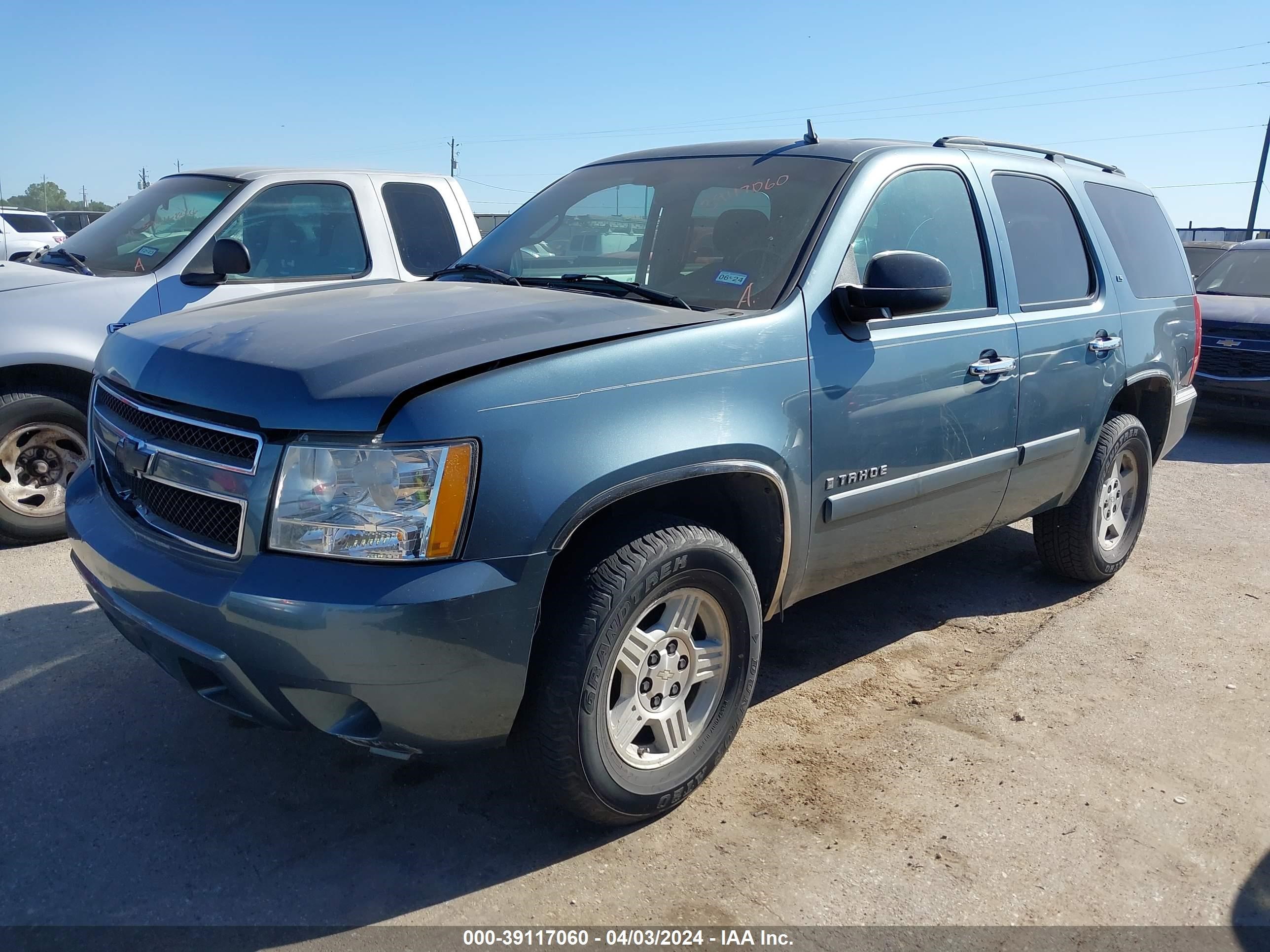 Photo 1 VIN: 1GNFC13028R142383 - CHEVROLET TAHOE 