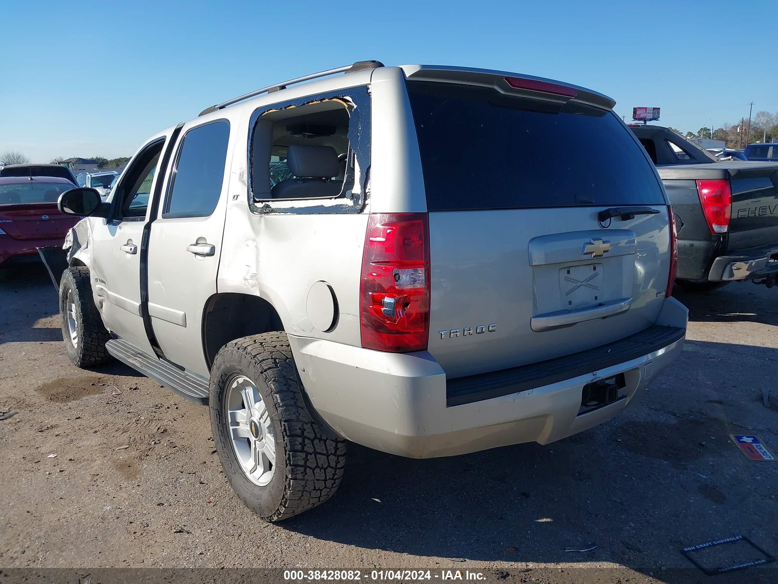 Photo 2 VIN: 1GNFC13047R253919 - CHEVROLET TAHOE 