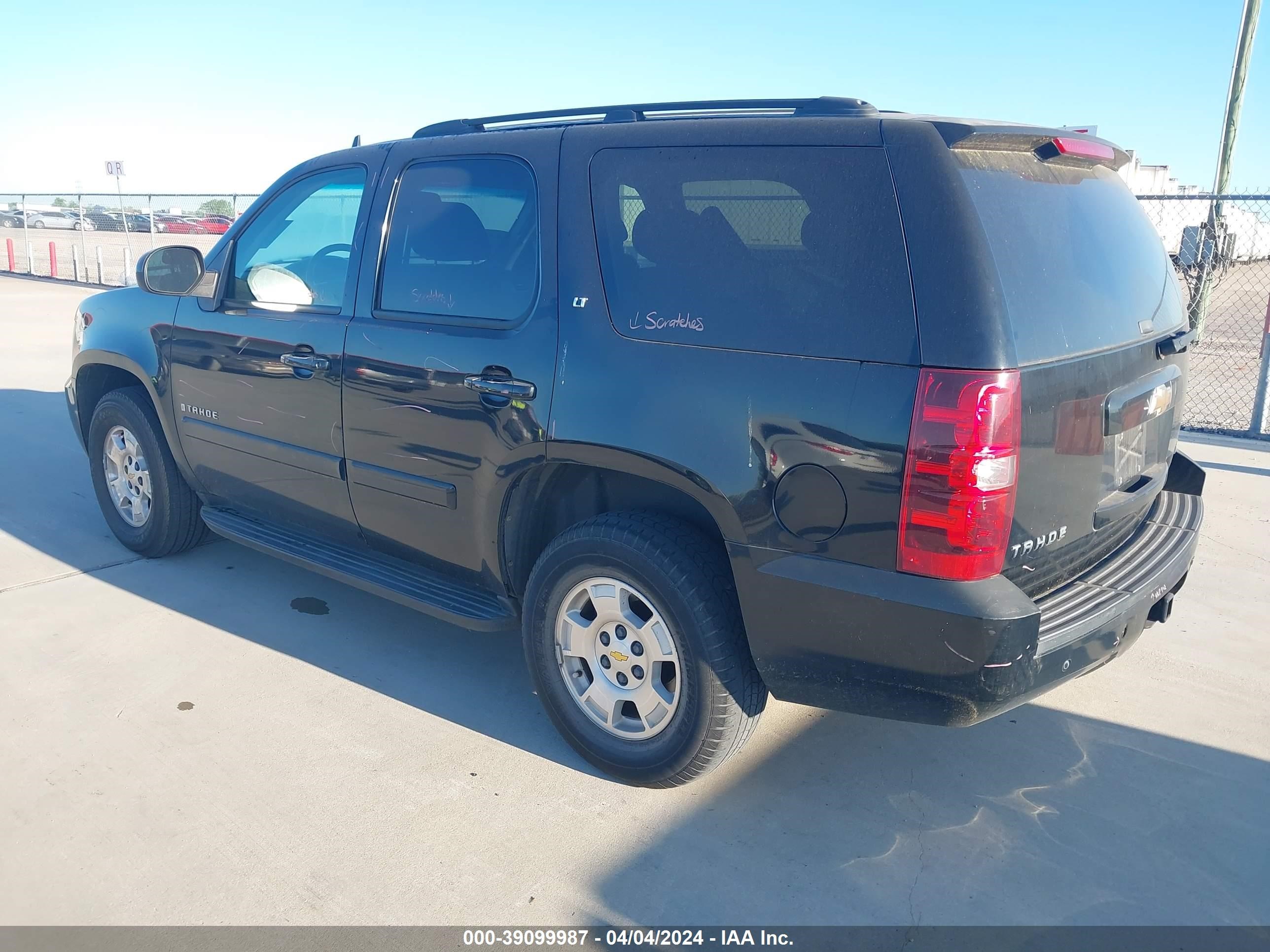 Photo 2 VIN: 1GNFC13058R141096 - CHEVROLET TAHOE 