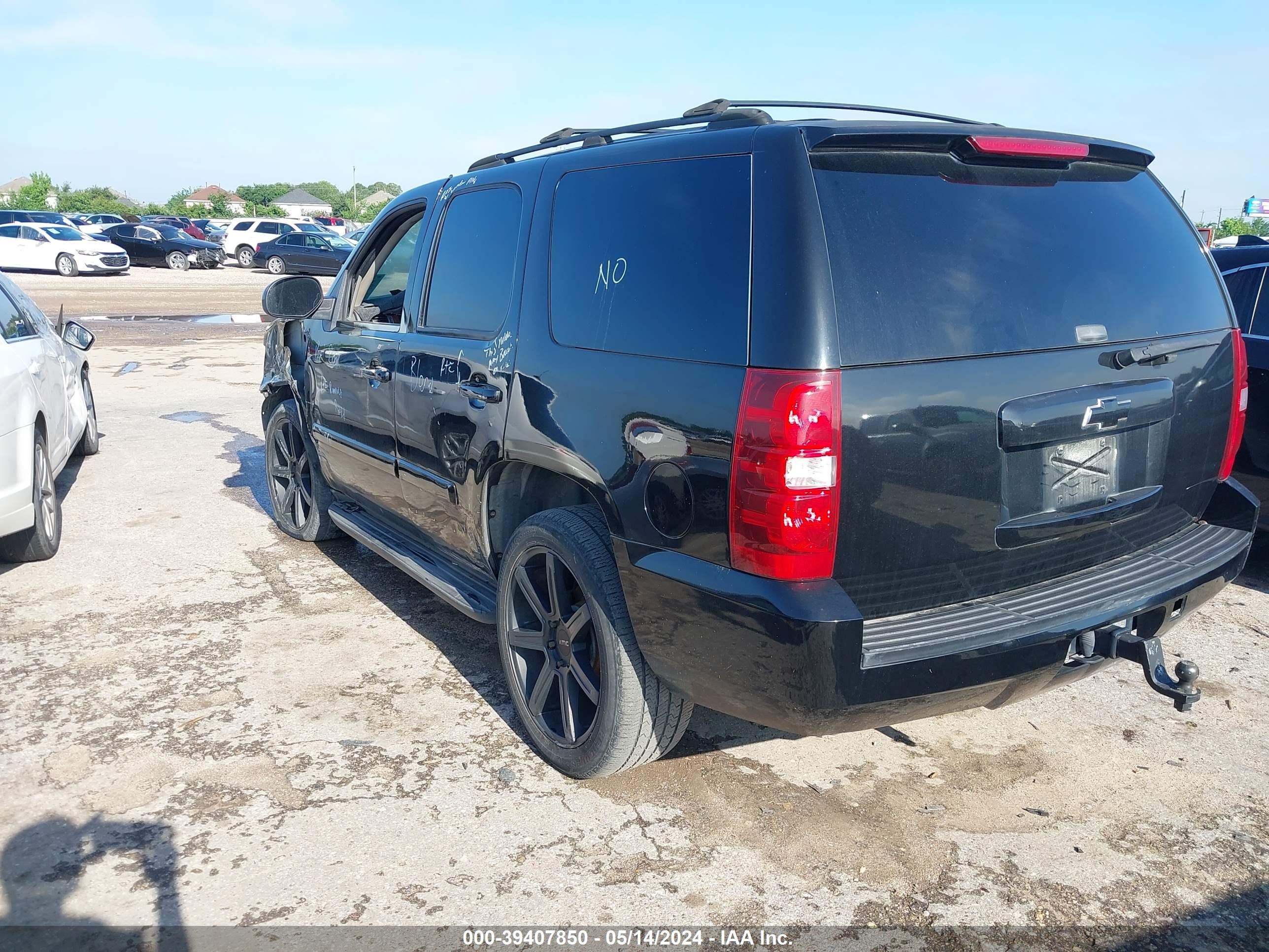 Photo 2 VIN: 1GNFC13087R302782 - CHEVROLET TAHOE 