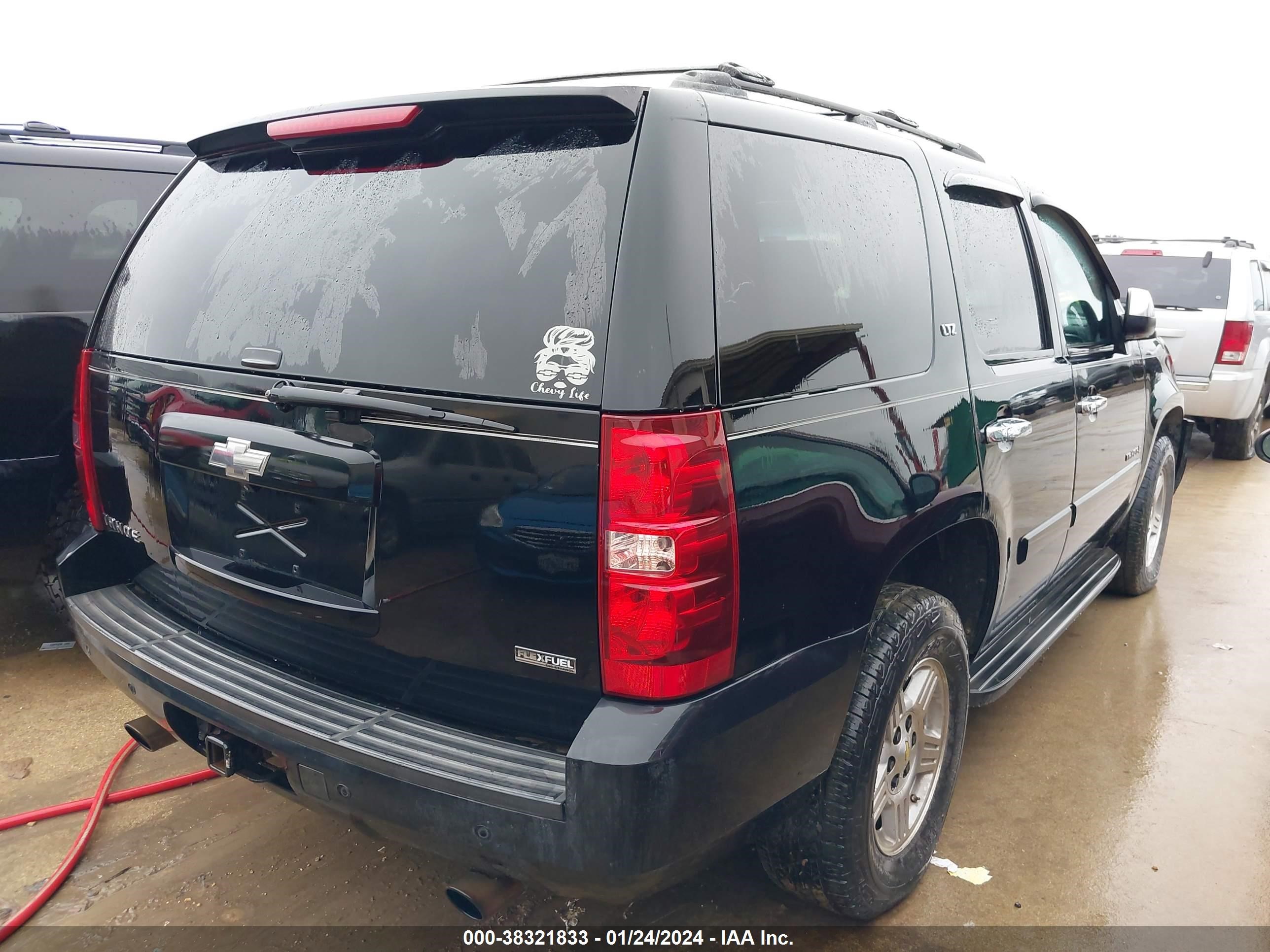 Photo 3 VIN: 1GNFC13087R356874 - CHEVROLET TAHOE 