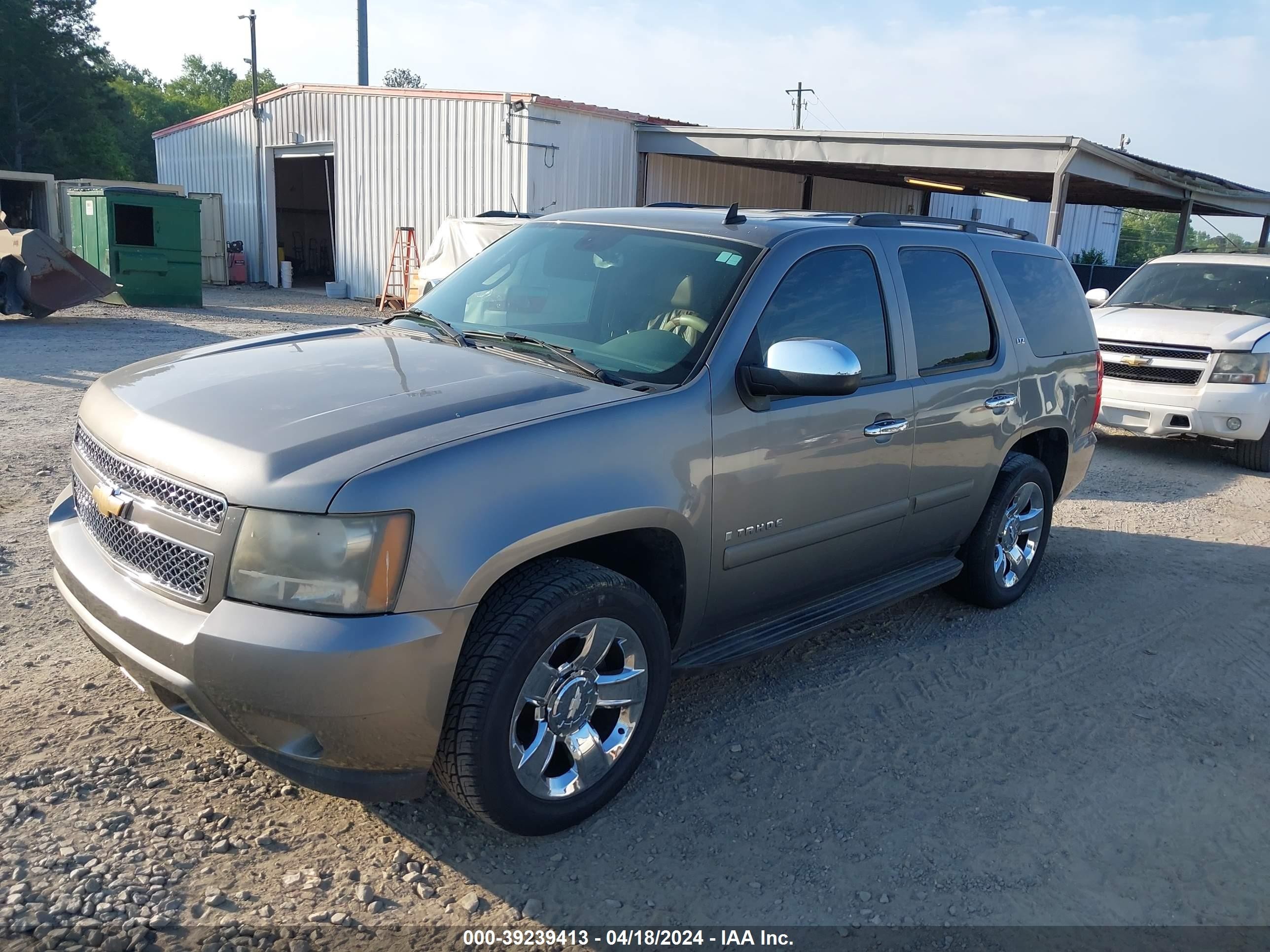 Photo 1 VIN: 1GNFC13088R121764 - CHEVROLET TAHOE 