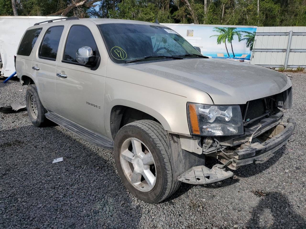 Photo 3 VIN: 1GNFC130X7R113759 - CHEVROLET TAHOE 