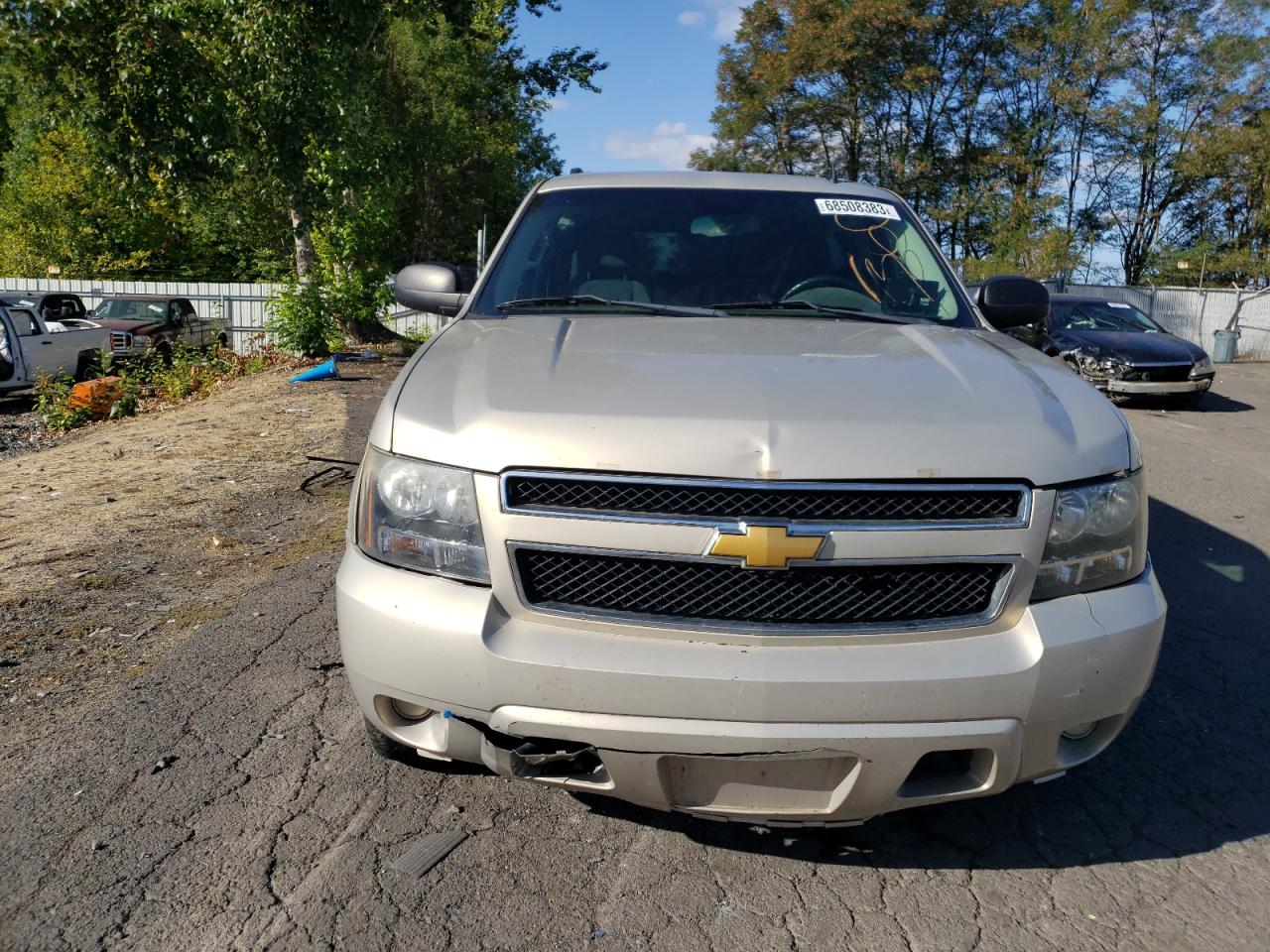 Photo 4 VIN: 1GNFC13C19R303785 - CHEVROLET TAHOE 