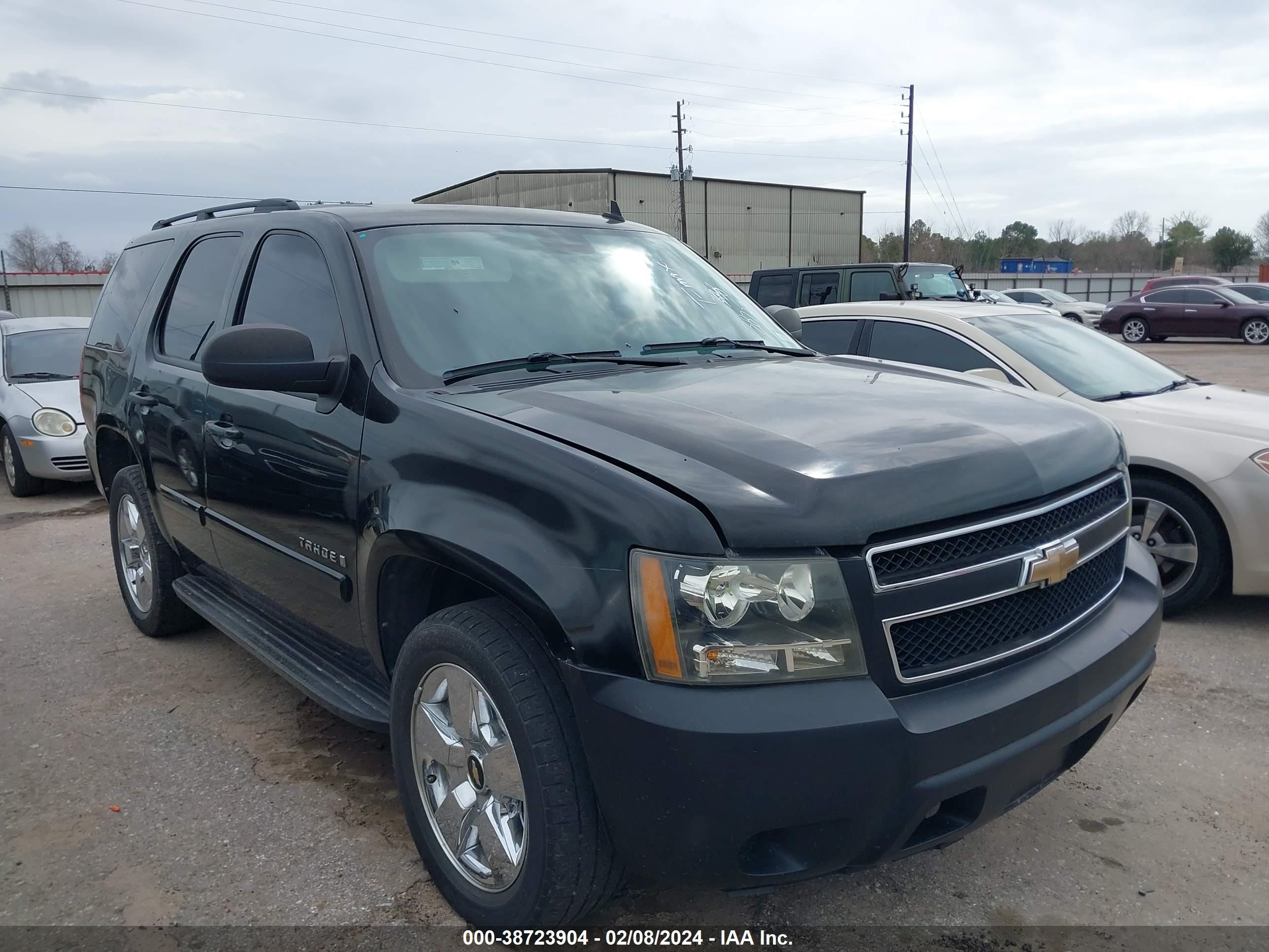 Photo 0 VIN: 1GNFC13C28R222339 - CHEVROLET TAHOE 