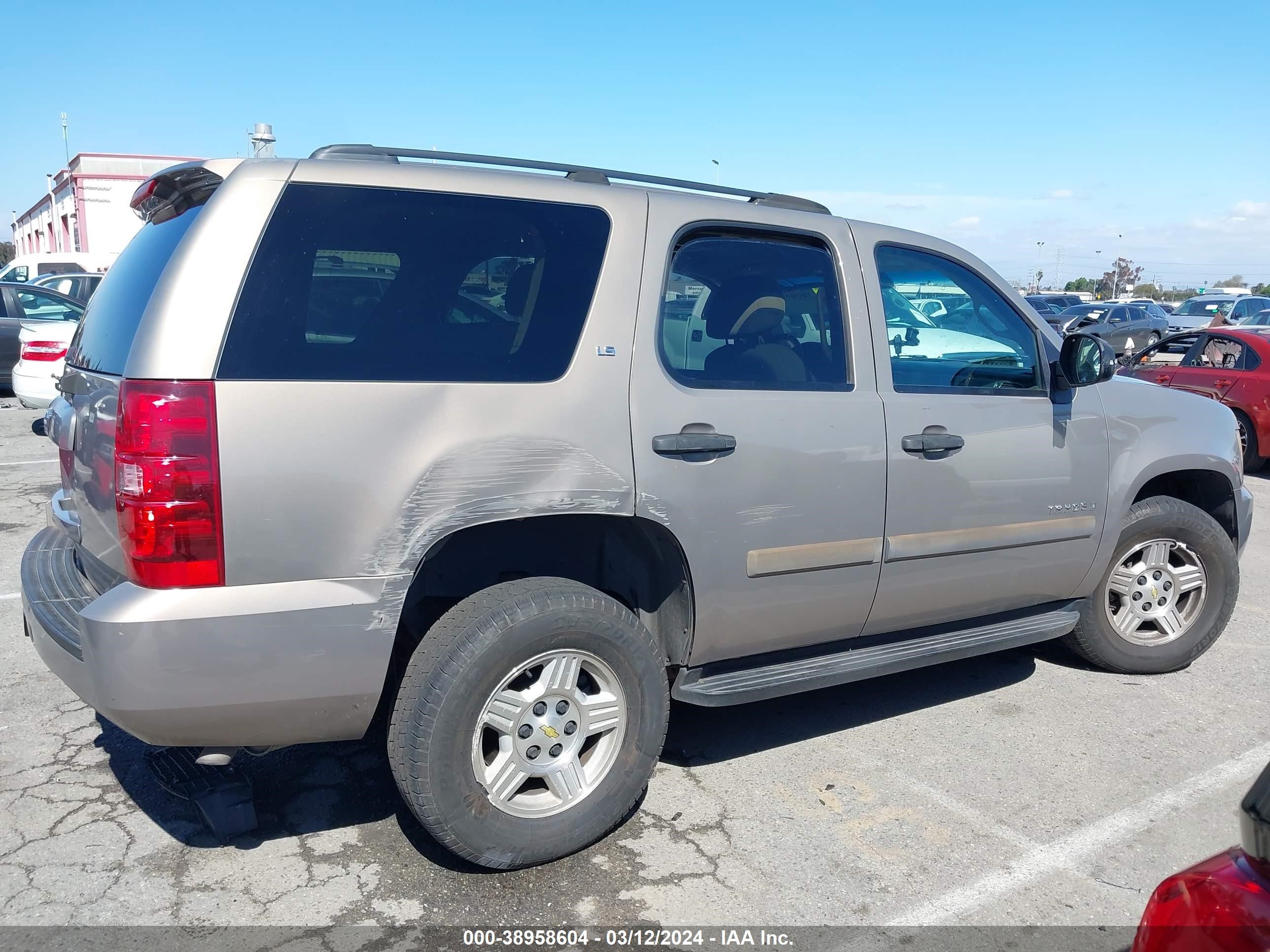 Photo 12 VIN: 1GNFC13C37R331150 - CHEVROLET TAHOE 