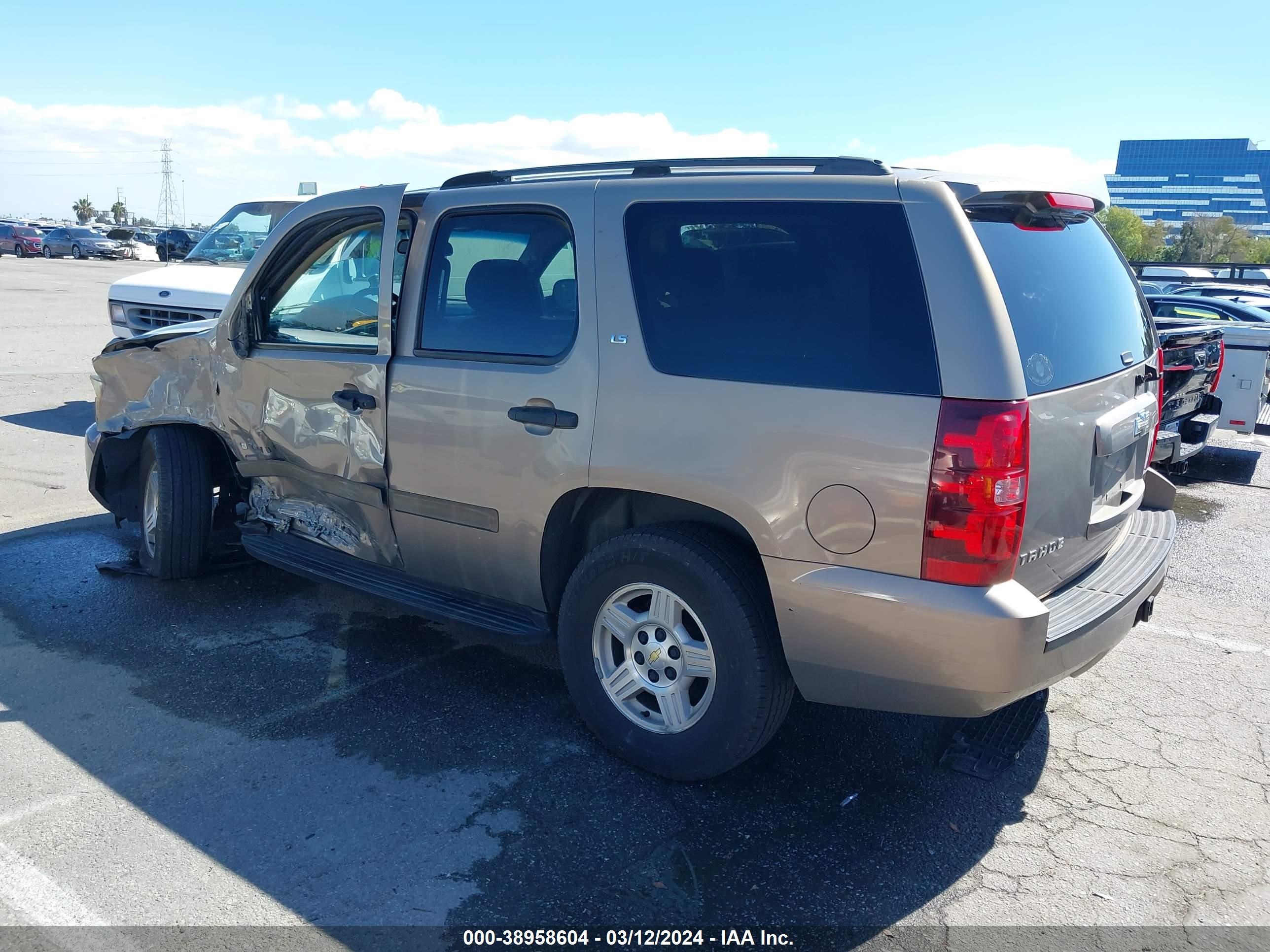 Photo 2 VIN: 1GNFC13C37R331150 - CHEVROLET TAHOE 