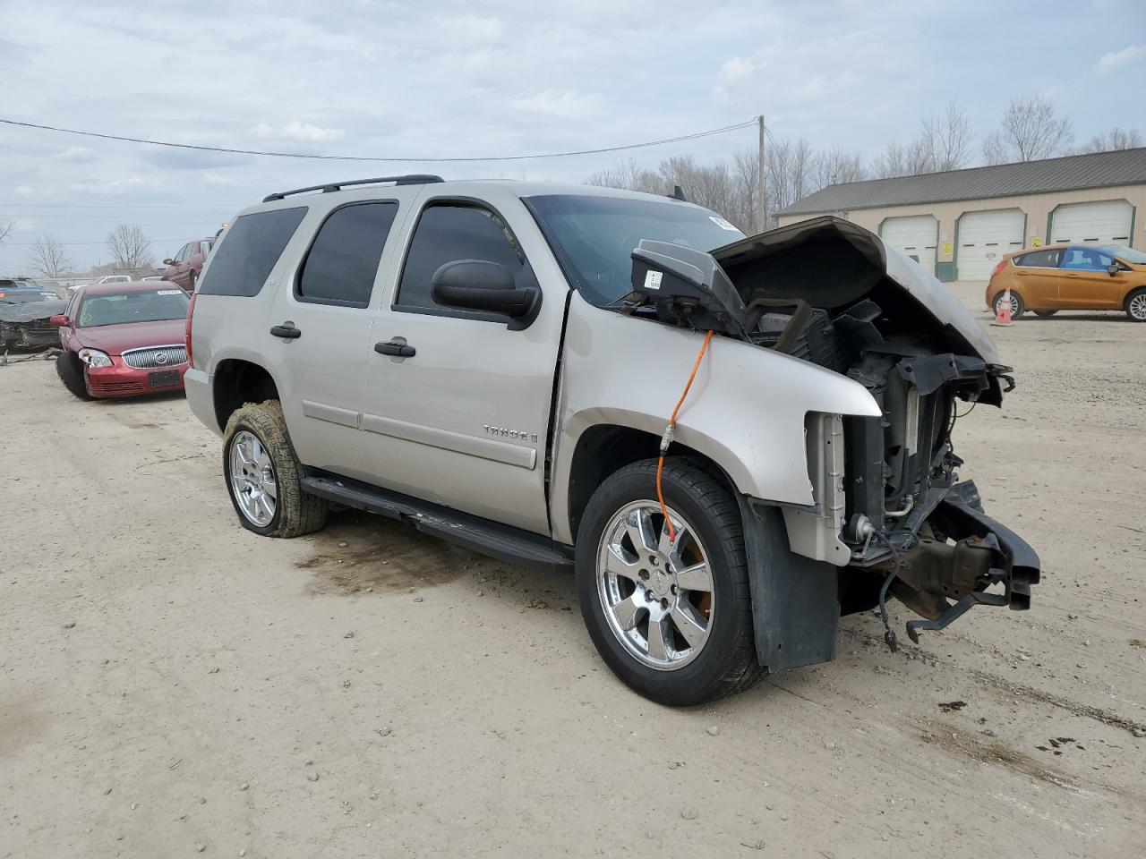 Photo 3 VIN: 1GNFC13C68R262259 - CHEVROLET TAHOE 