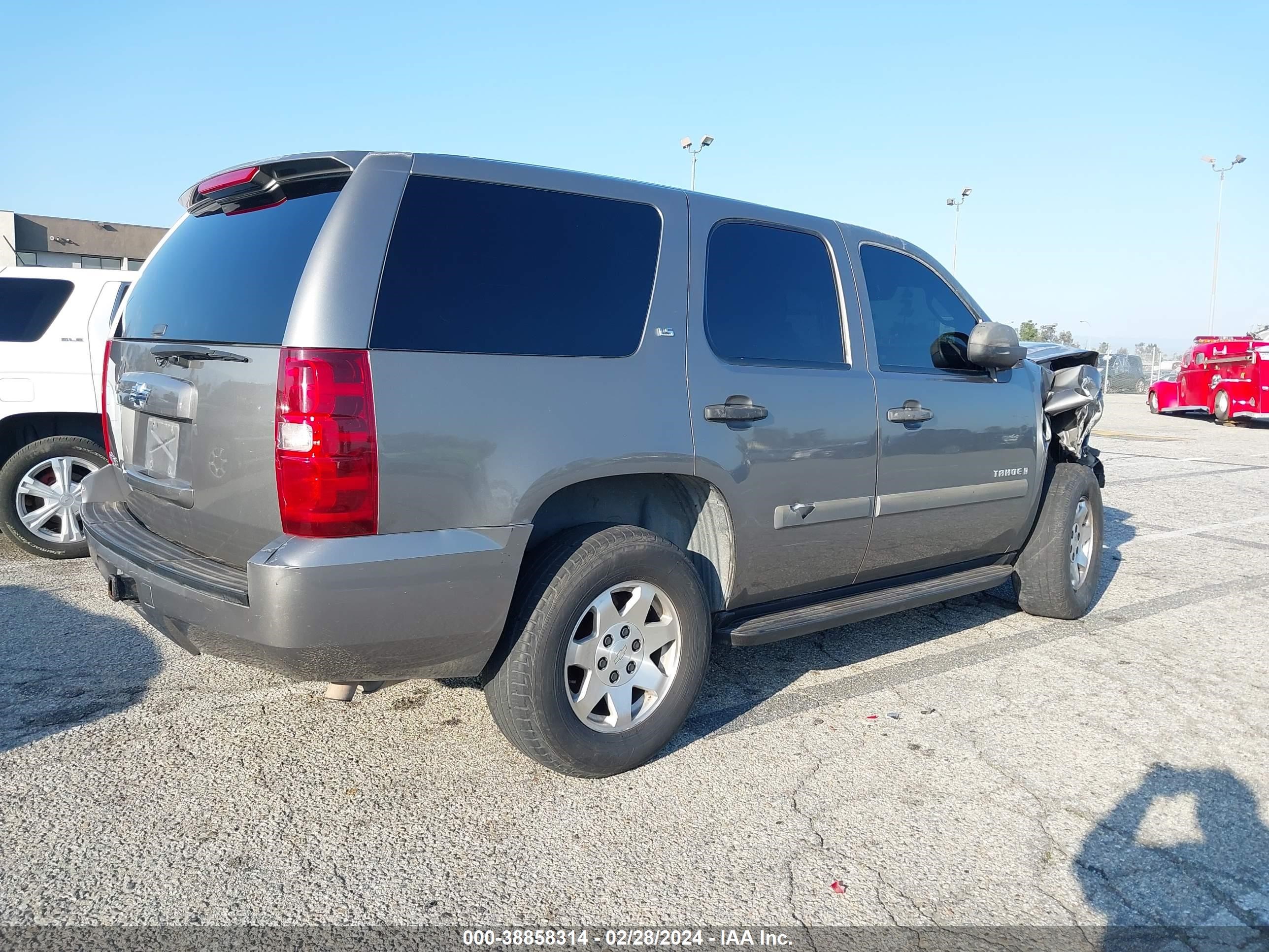 Photo 3 VIN: 1GNFC13C77J390197 - CHEVROLET TAHOE 