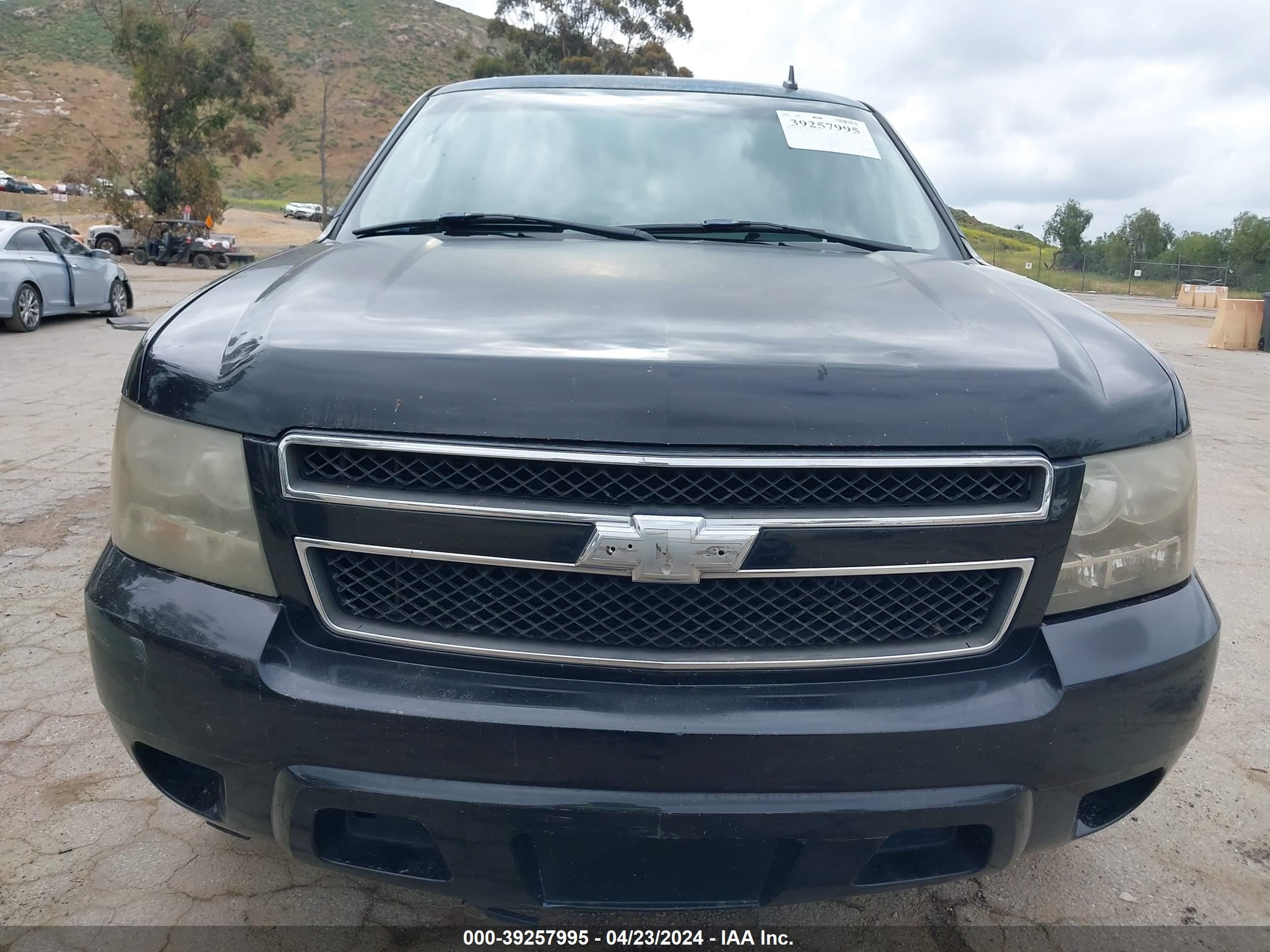 Photo 10 VIN: 1GNFC13C77R362630 - CHEVROLET TAHOE 