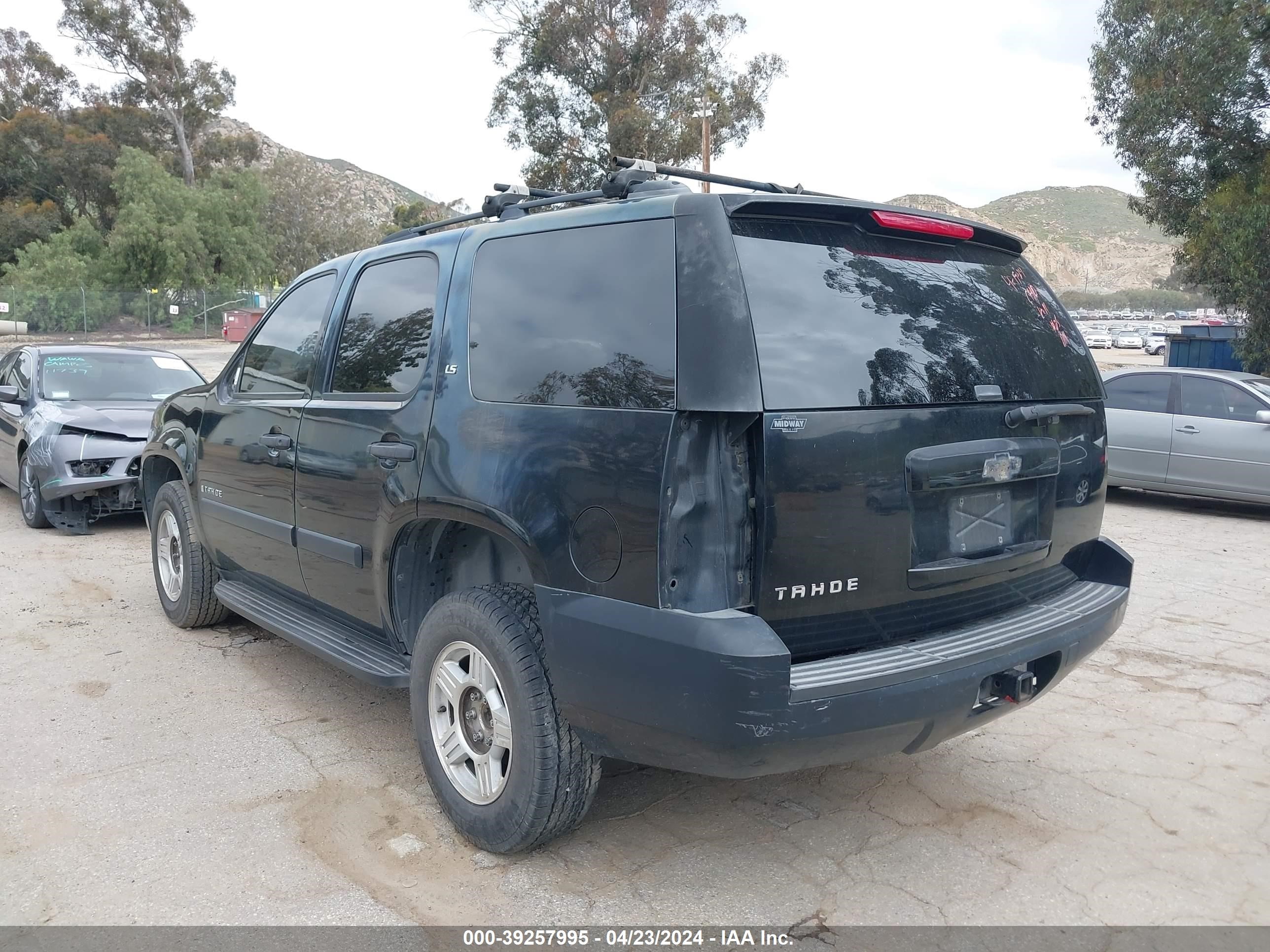 Photo 2 VIN: 1GNFC13C77R362630 - CHEVROLET TAHOE 