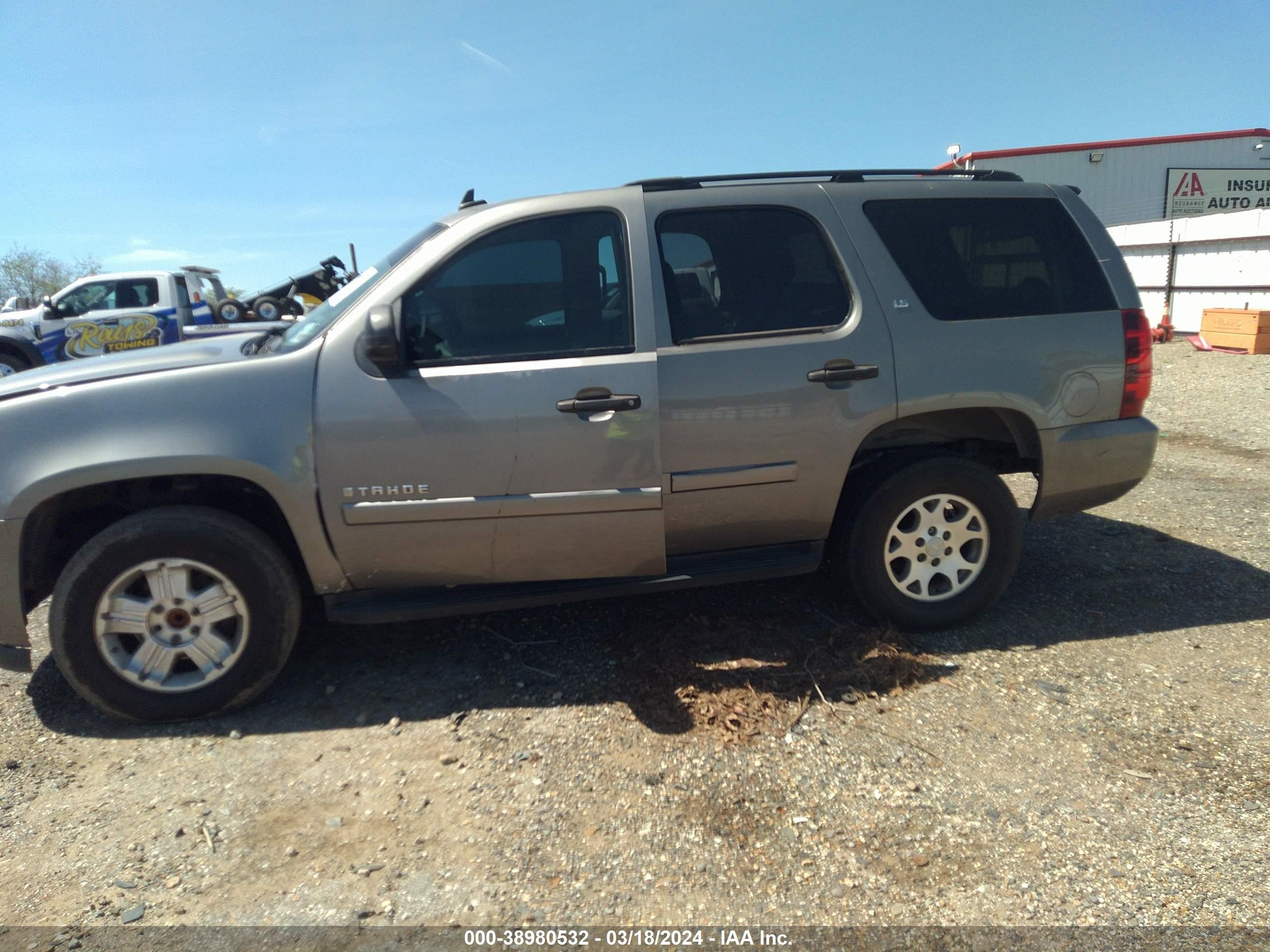 Photo 12 VIN: 1GNFC13C97R336529 - CHEVROLET TAHOE 