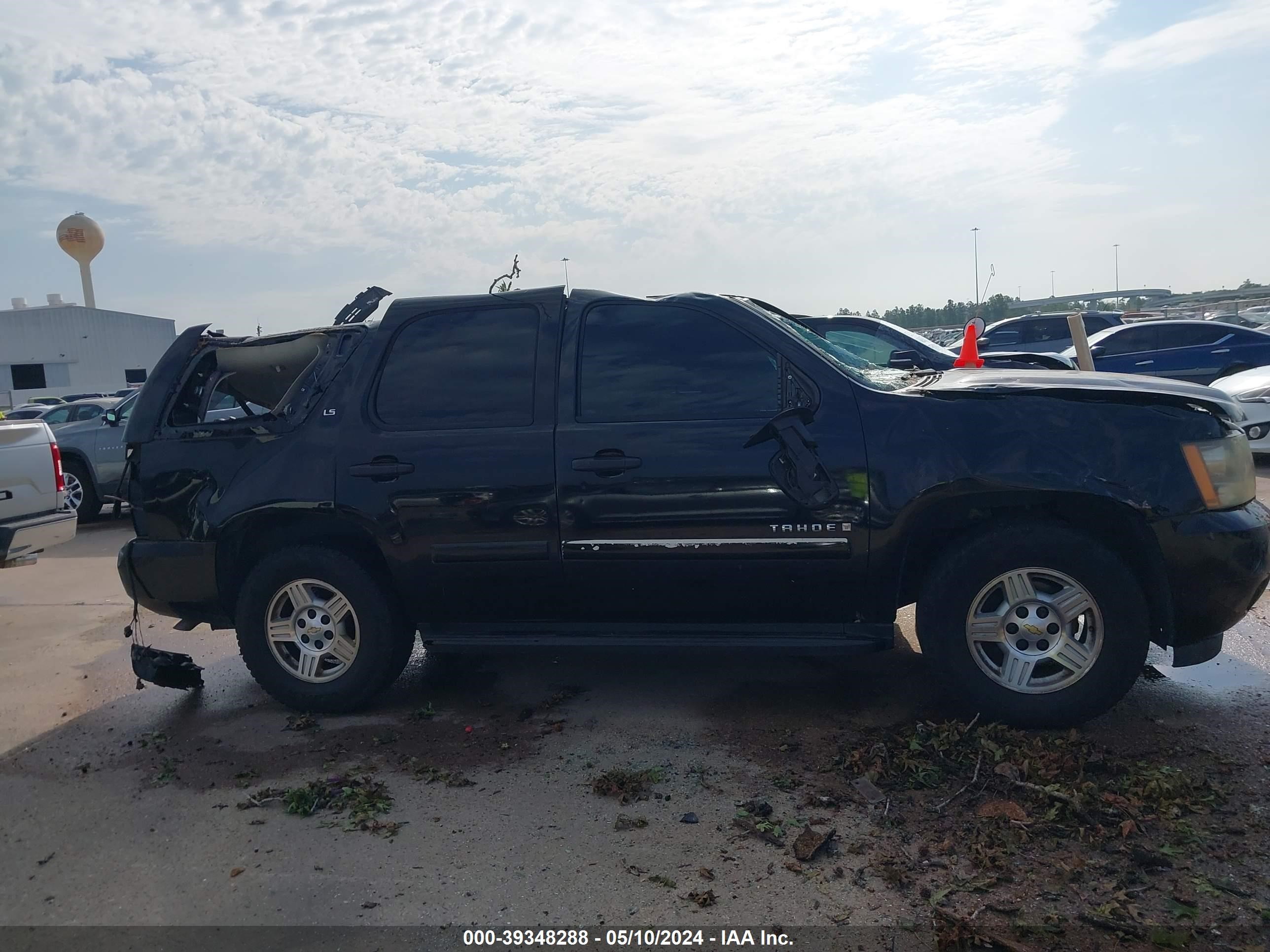 Photo 12 VIN: 1GNFC13CX7R429026 - CHEVROLET TAHOE 