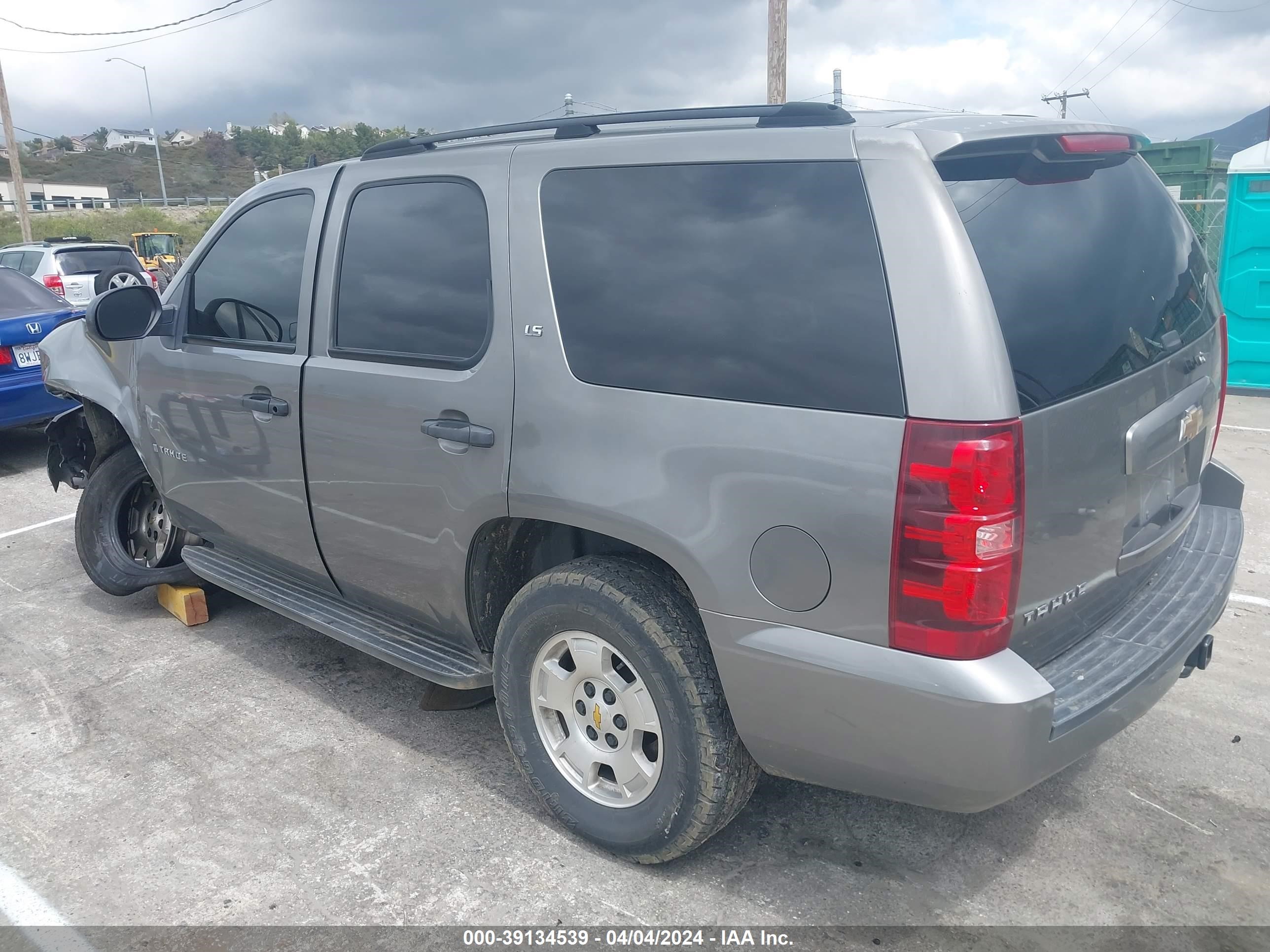 Photo 2 VIN: 1GNFC13J07J122414 - CHEVROLET TAHOE 