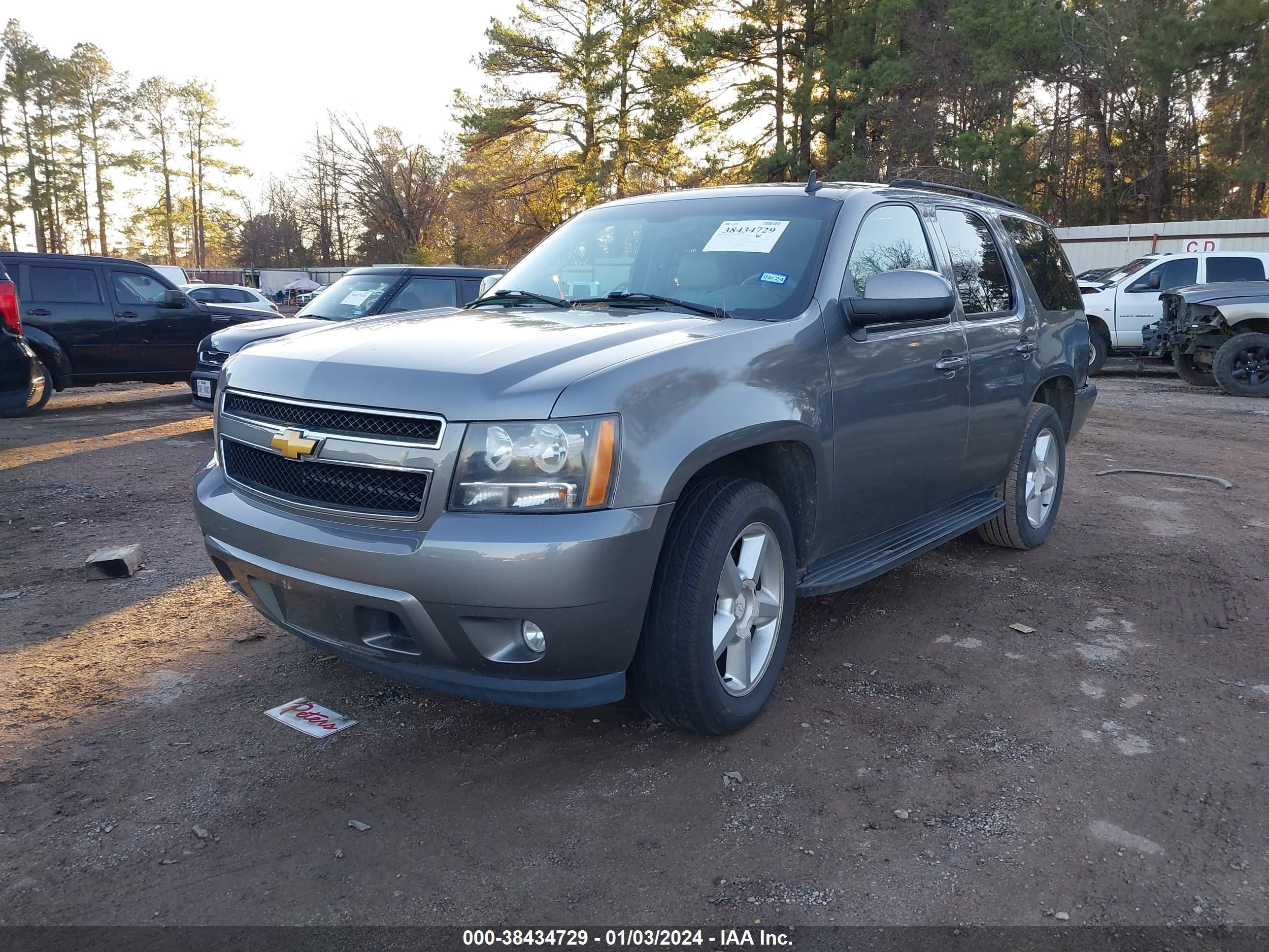 Photo 1 VIN: 1GNFC13J07R254218 - CHEVROLET TAHOE 