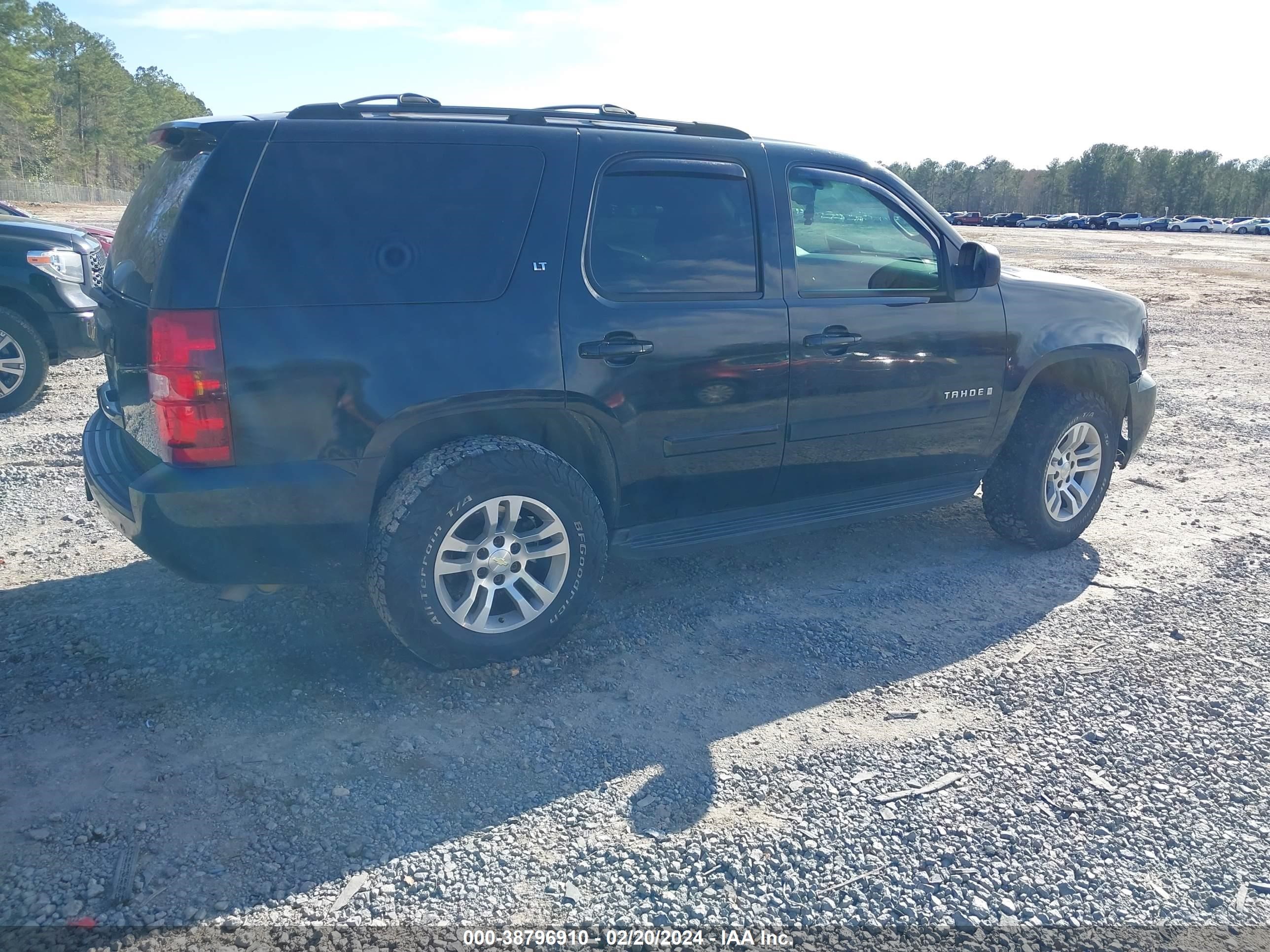 Photo 3 VIN: 1GNFC13J17J122504 - CHEVROLET TAHOE 