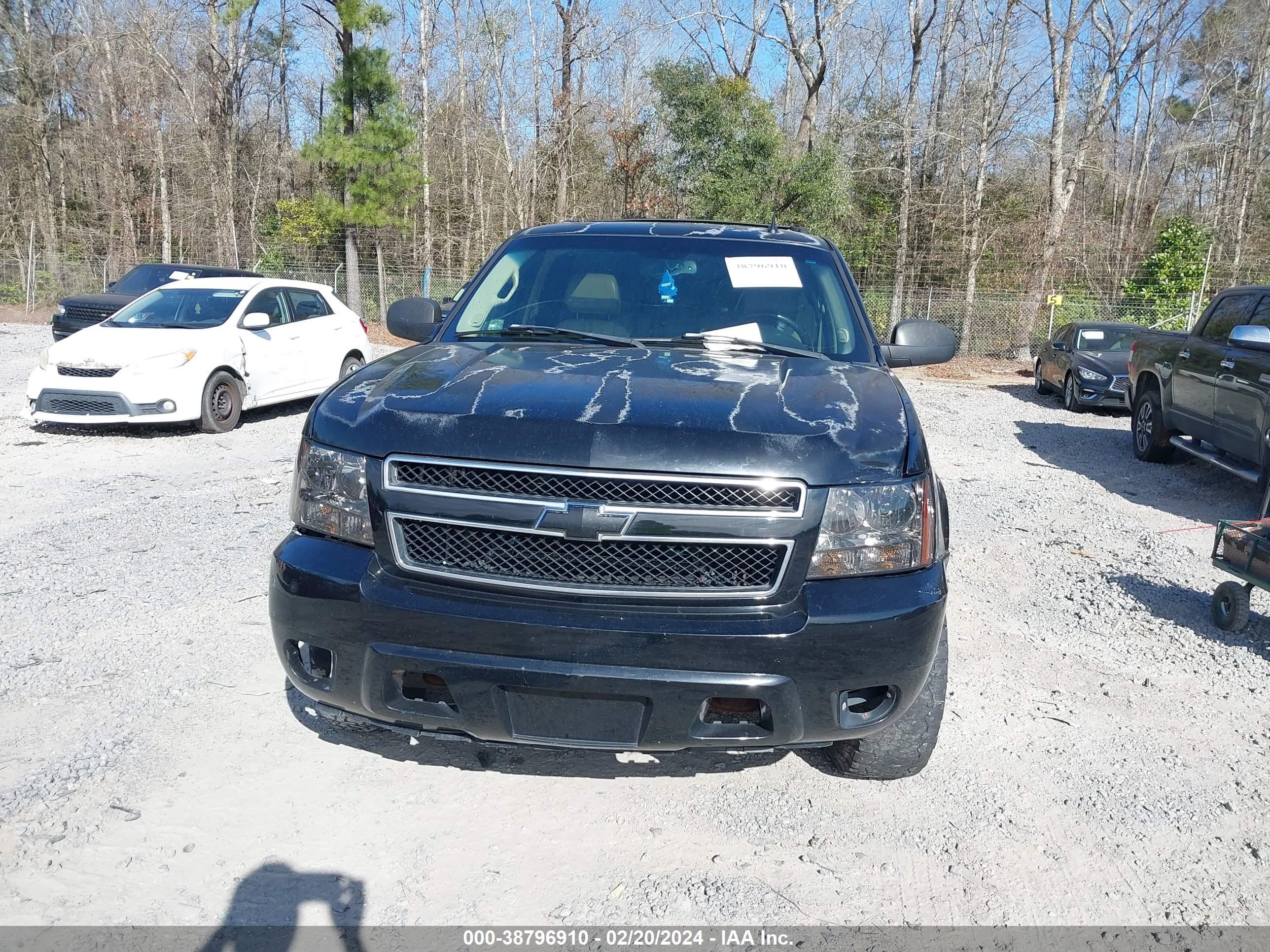 Photo 9 VIN: 1GNFC13J17J122504 - CHEVROLET TAHOE 