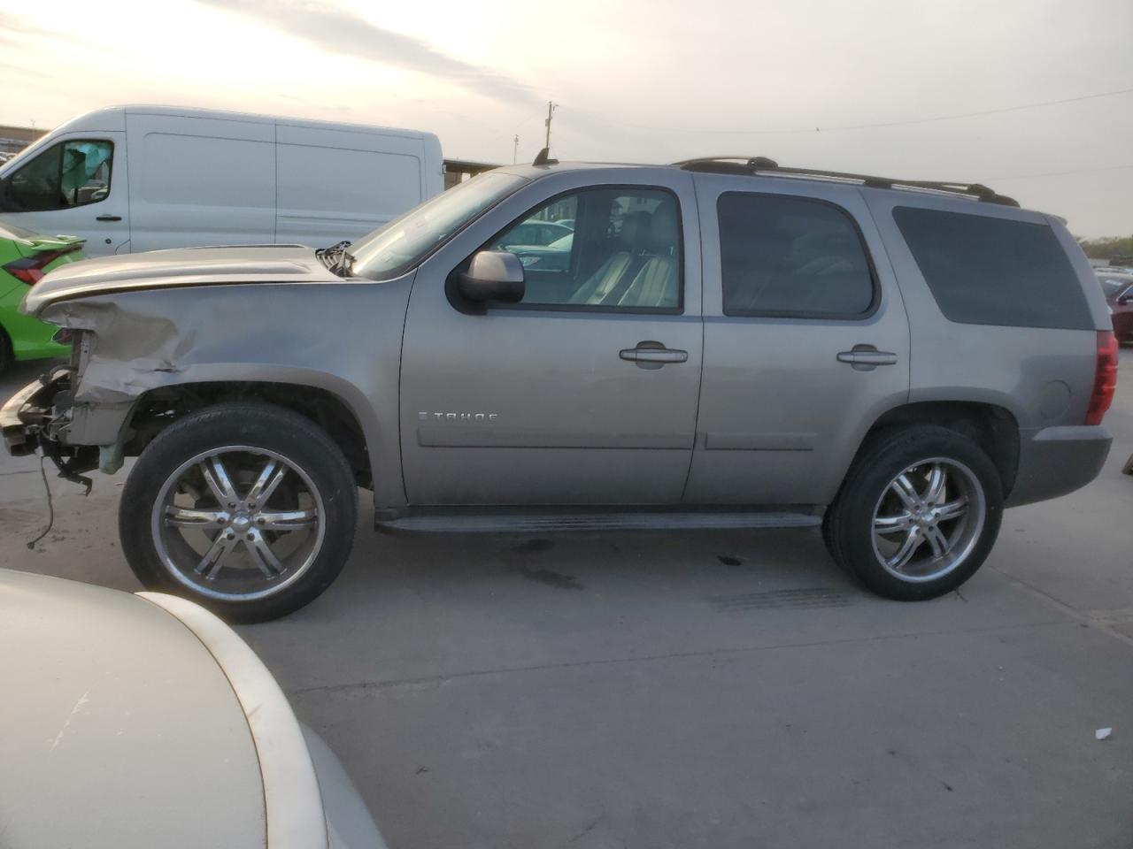 Photo 0 VIN: 1GNFC13J27R117765 - CHEVROLET TAHOE 