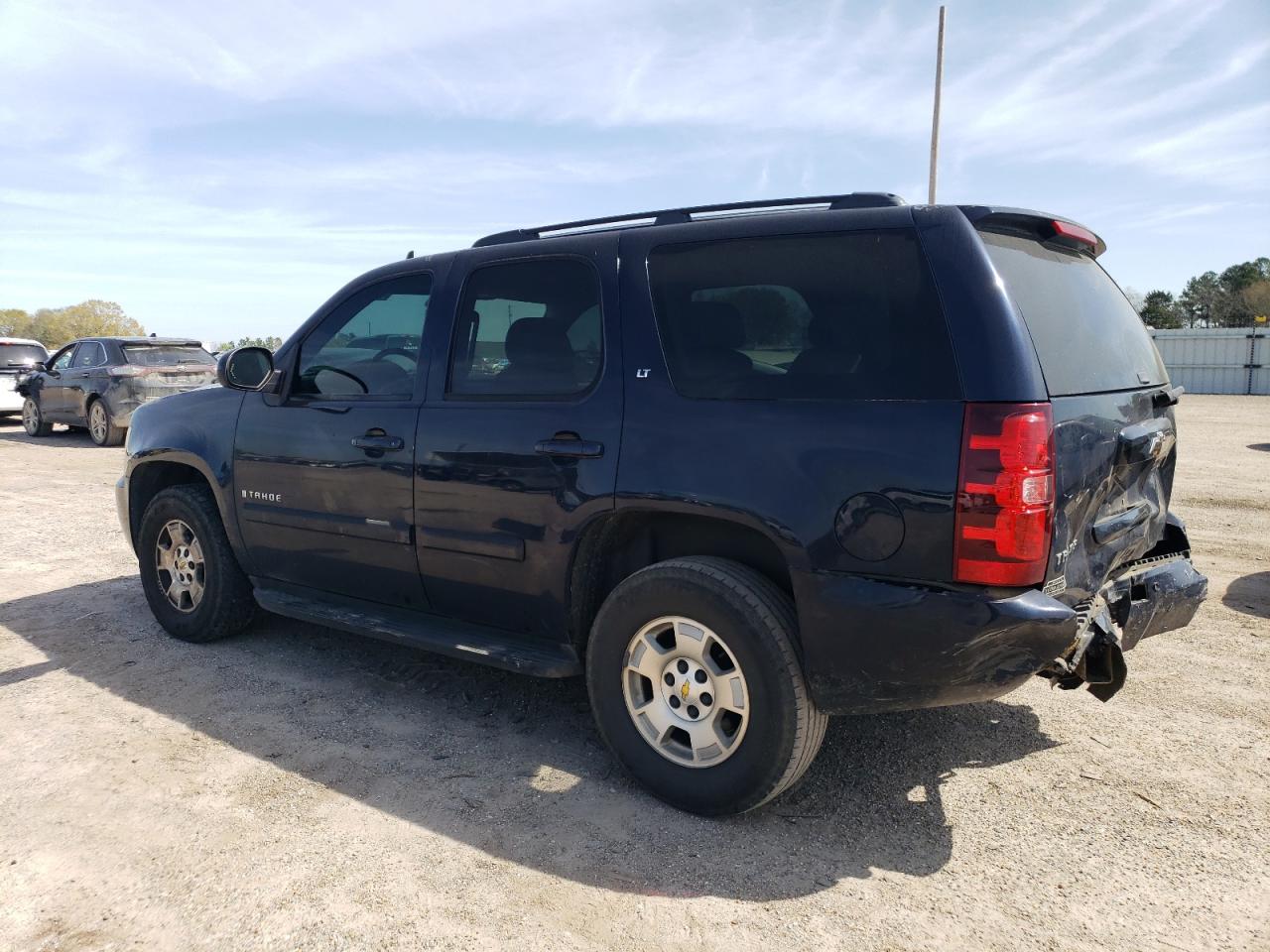 Photo 1 VIN: 1GNFC13J28J228588 - CHEVROLET TAHOE 