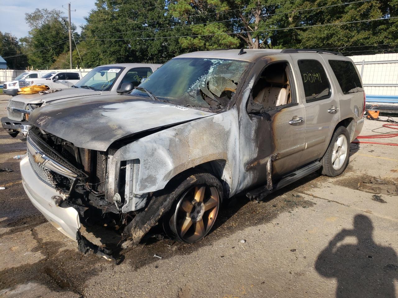 Photo 0 VIN: 1GNFC13J97J155668 - CHEVROLET TAHOE 