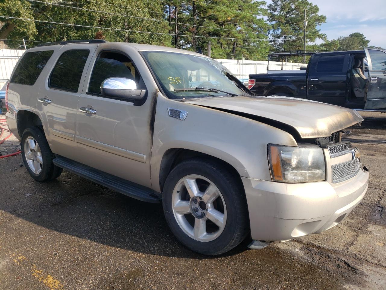 Photo 3 VIN: 1GNFC13J97J155668 - CHEVROLET TAHOE 