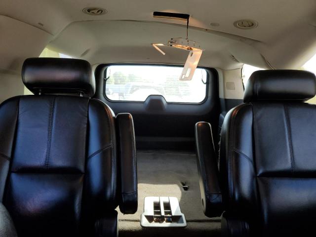 Photo 9 VIN: 1GNFC16047R359718 - CHEVROLET SUBURBAN 