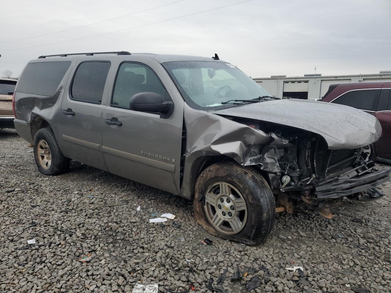 Photo 3 VIN: 1GNFC16067J229504 - CHEVROLET SUBURBAN 