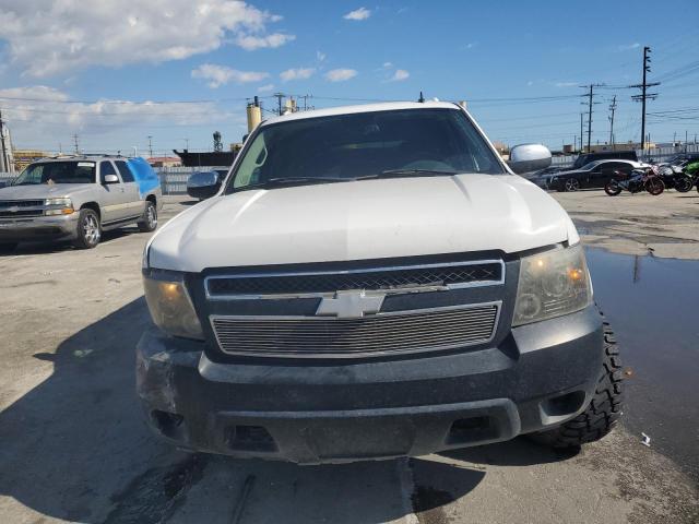 Photo 4 VIN: 1GNFC16097R400005 - CHEVROLET SUBURBAN 