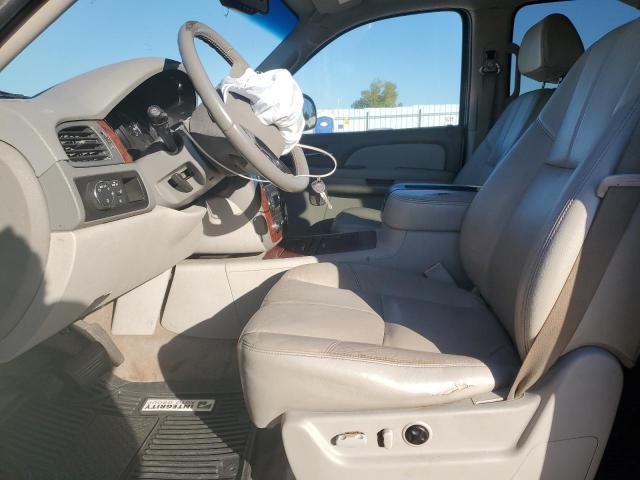 Photo 6 VIN: 1GNFC16J18J228190 - CHEVROLET SUBURBAN 