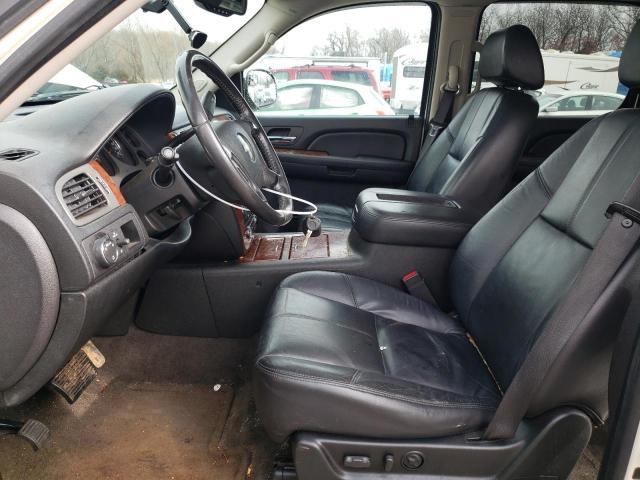 Photo 6 VIN: 1GNFC16J68R216540 - CHEVROLET SUBURBAN 