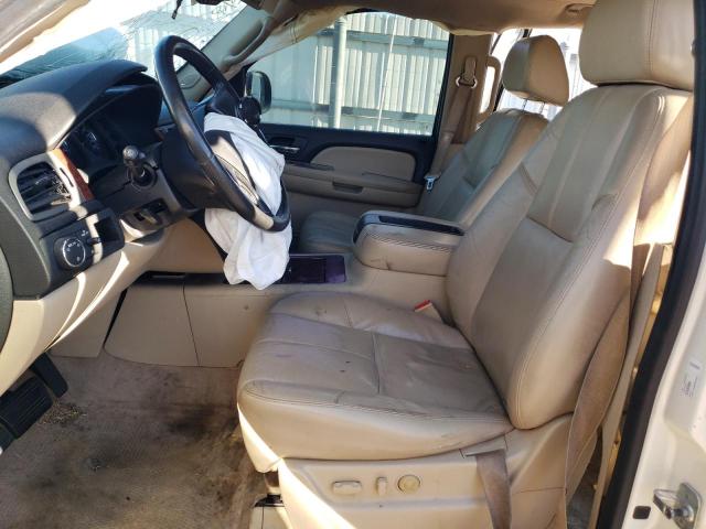 Photo 6 VIN: 1GNFC16J98R219092 - CHEVROLET SUBURBAN 