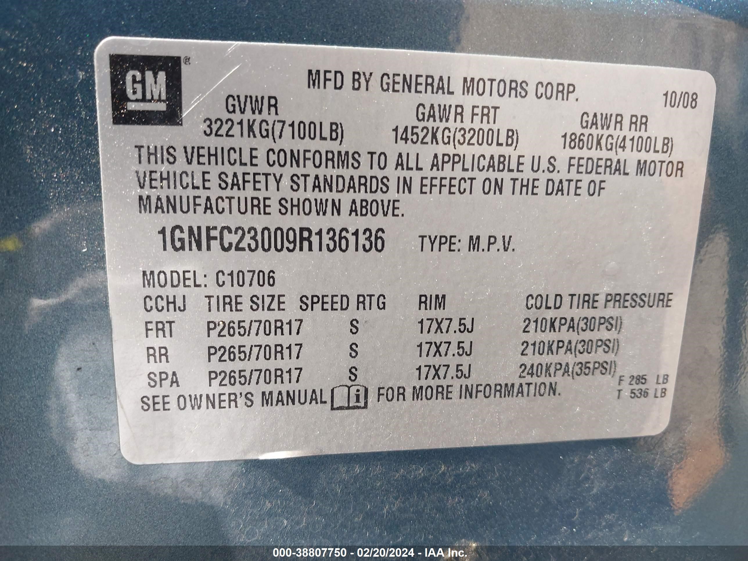 Photo 8 VIN: 1GNFC23009R136136 - CHEVROLET TAHOE 