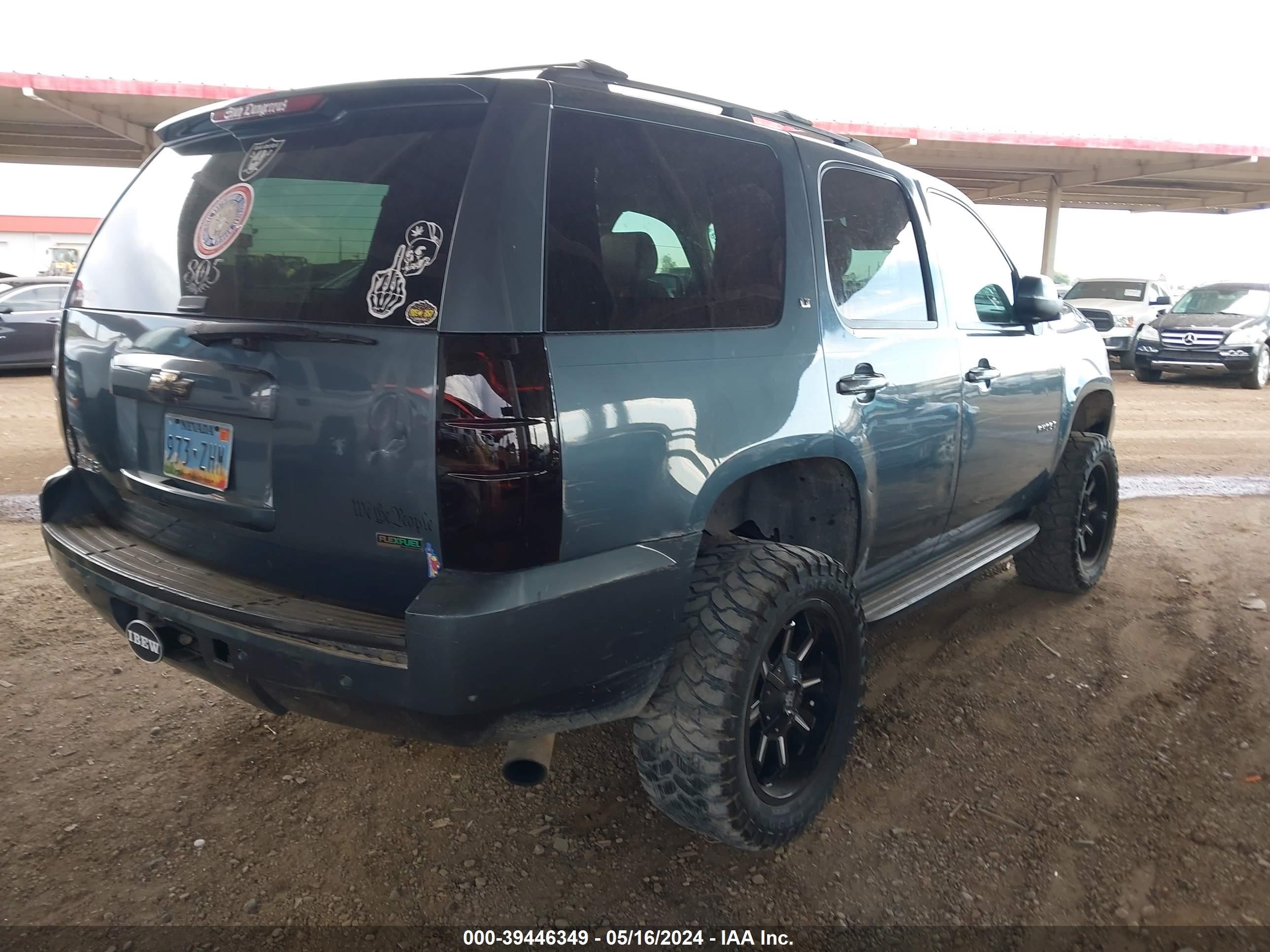 Photo 3 VIN: 1GNFC23019R141460 - CHEVROLET TAHOE 