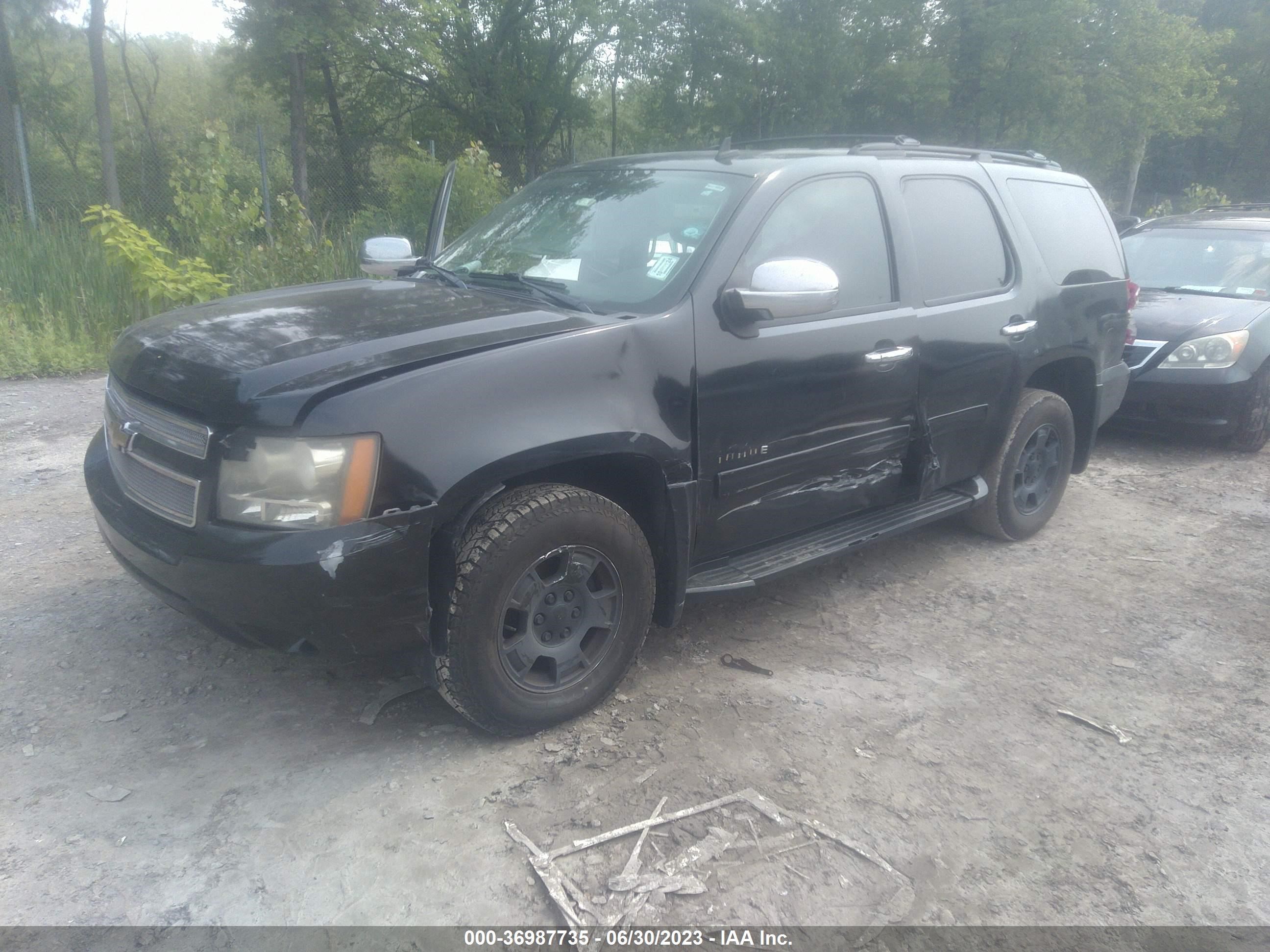 Photo 1 VIN: 1GNFC23029R298950 - CHEVROLET TAHOE 