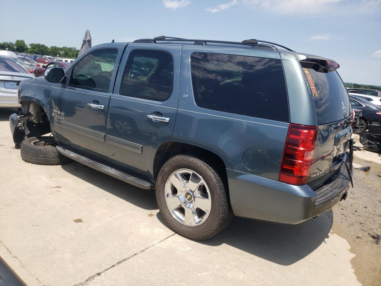 Photo 1 VIN: 1GNFC23049R282913 - CHEVROLET TAHOE 