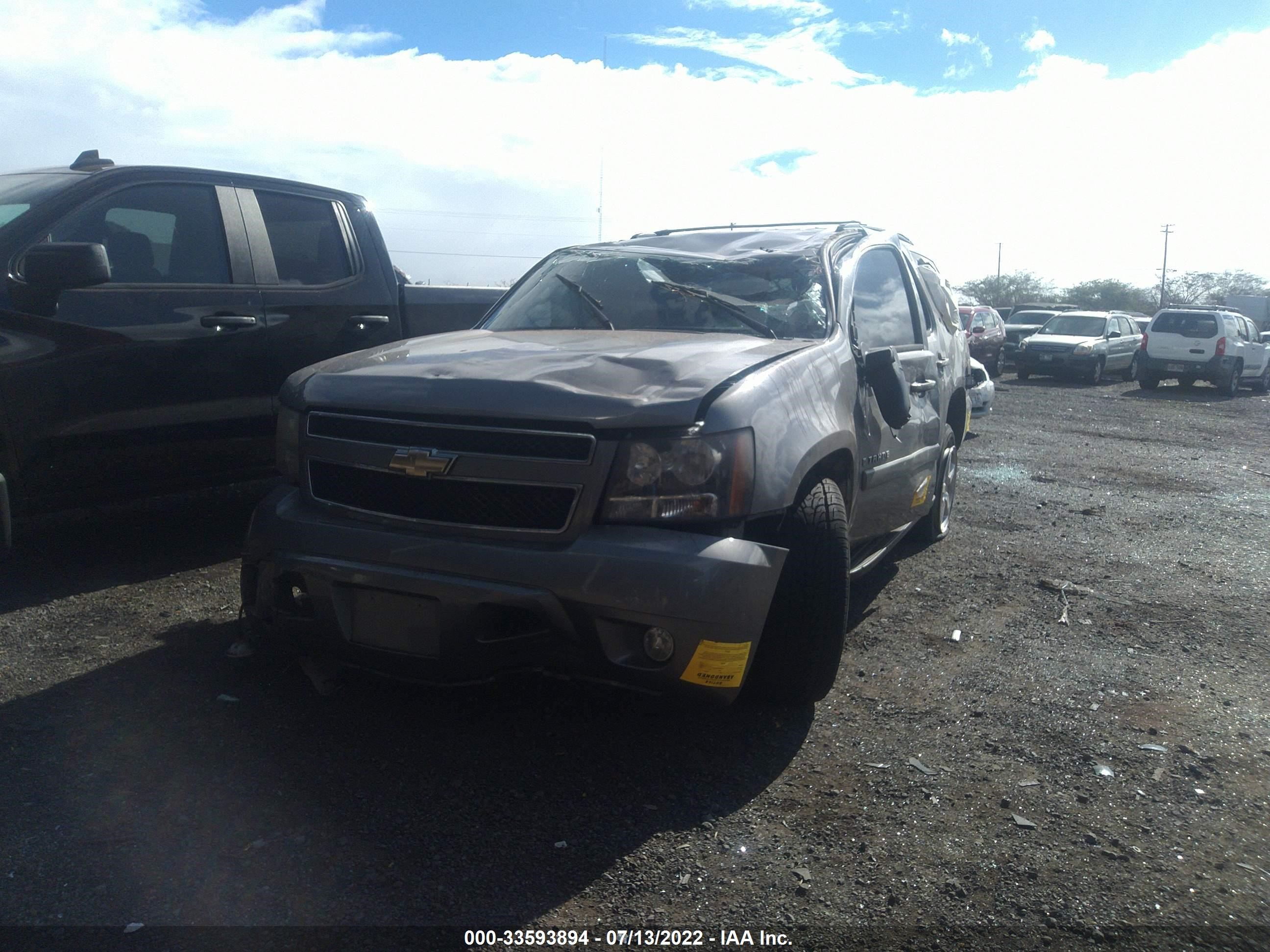 Photo 5 VIN: 1GNFC23099R221458 - CHEVROLET TAHOE 