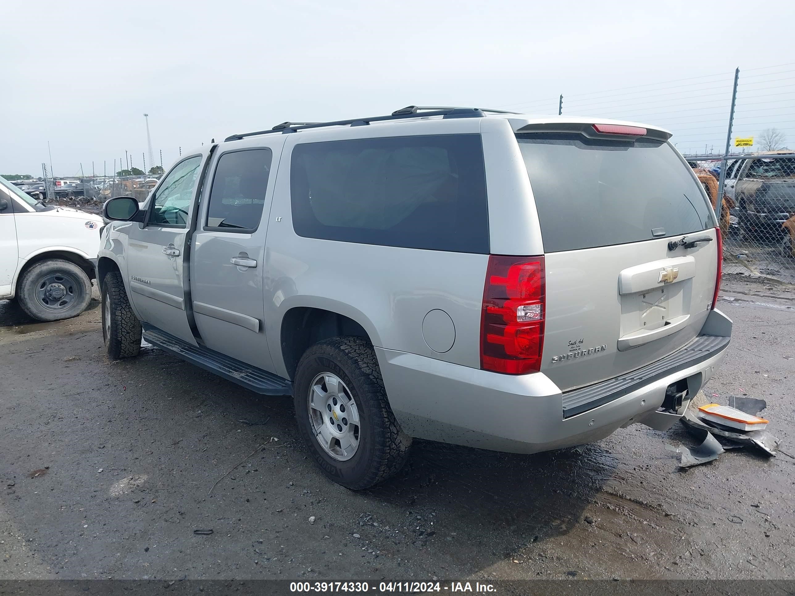 Photo 2 VIN: 1GNFC26J89R194094 - CHEVROLET EXPRESS 