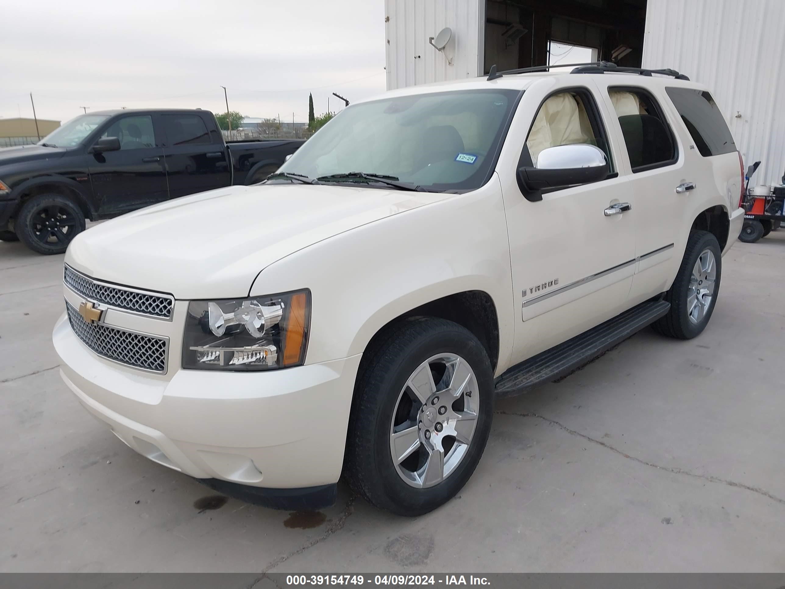 Photo 1 VIN: 1GNFC33J59R166344 - CHEVROLET TAHOE 