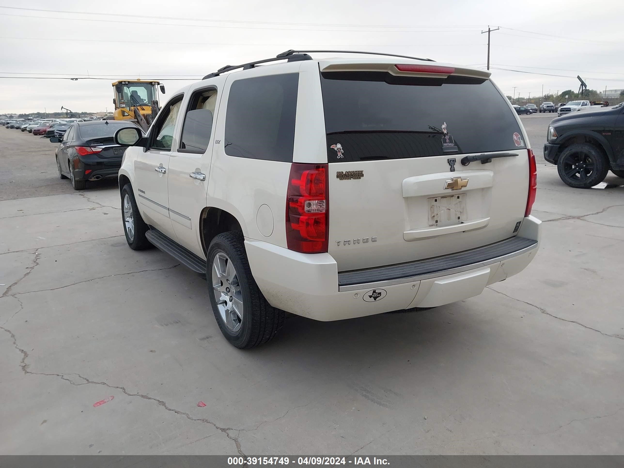 Photo 2 VIN: 1GNFC33J59R166344 - CHEVROLET TAHOE 