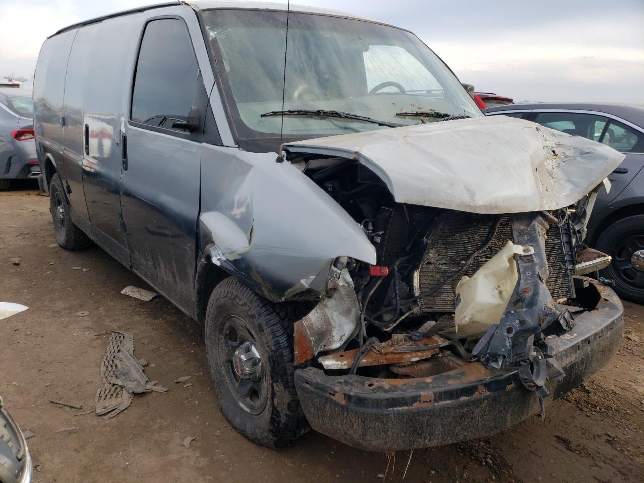 Photo 3 VIN: 1GNFG15T341165465 - CHEVROLET EXPRESS 