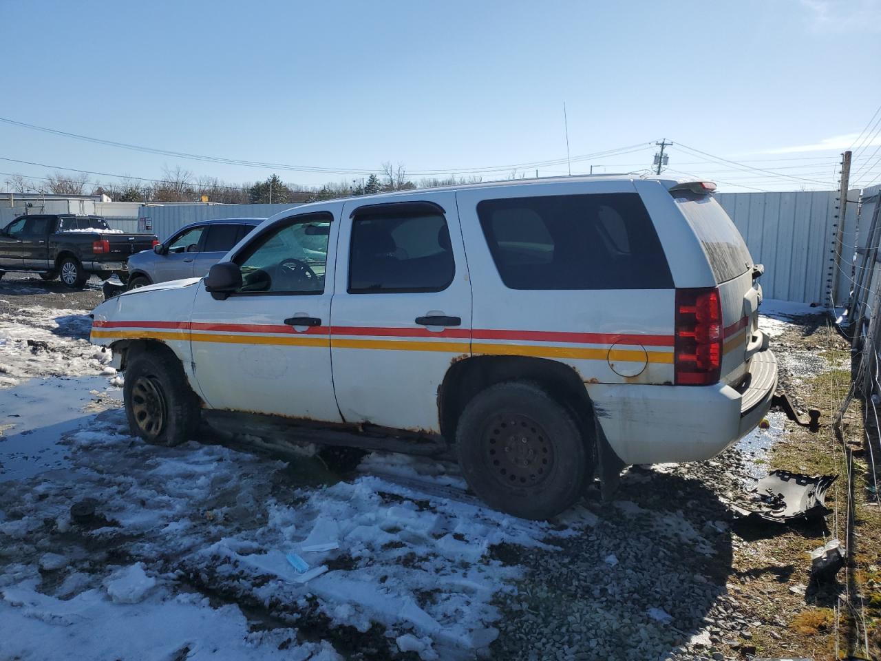 Photo 1 VIN: 1GNFK03039R135568 - CHEVROLET TAHOE 