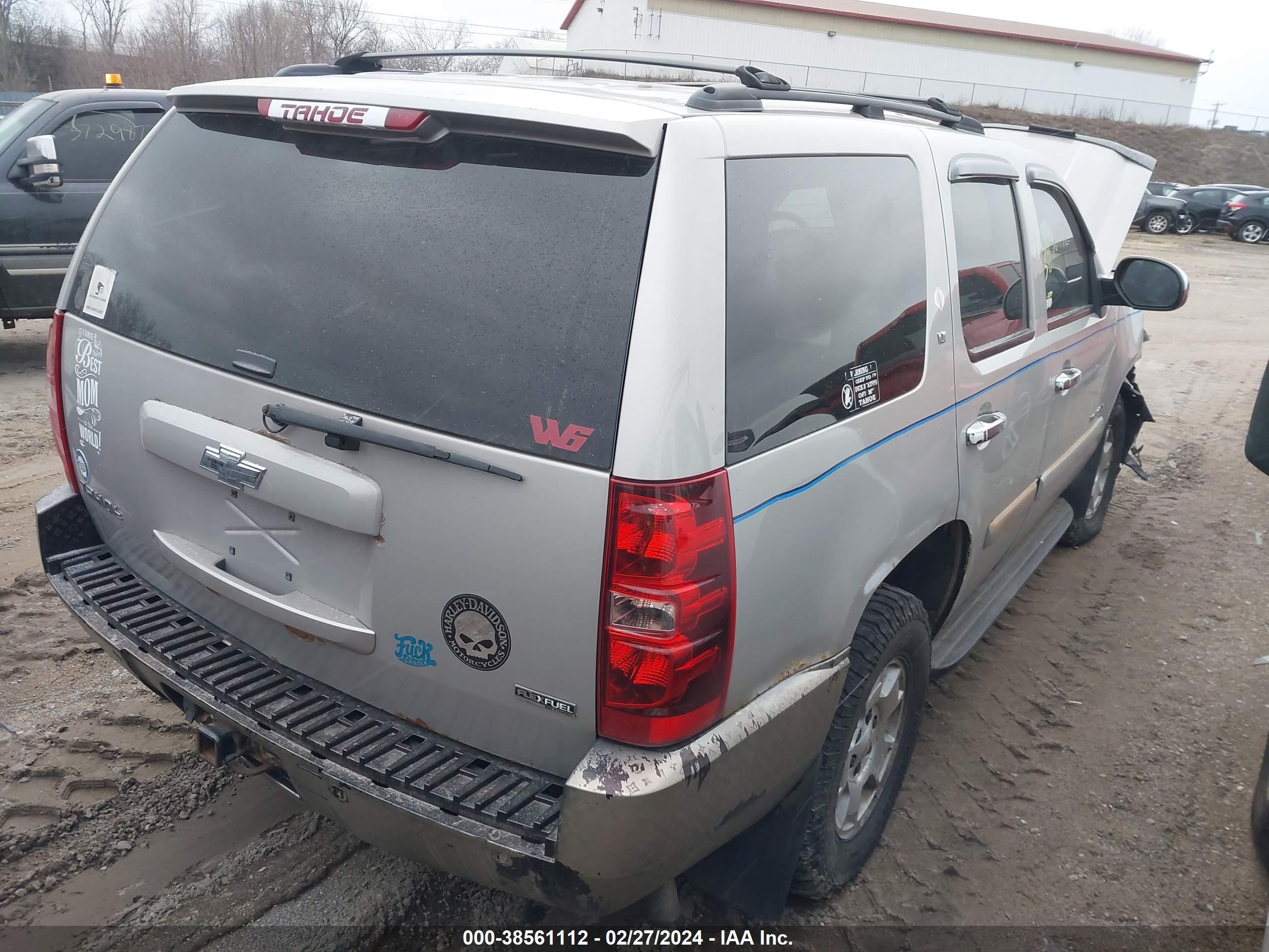 Photo 3 VIN: 1GNFK13007J293433 - CHEVROLET TAHOE 