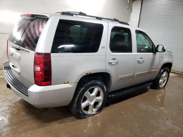 Photo 2 VIN: 1GNFK13017J137613 - CHEVROLET TAHOE K150 