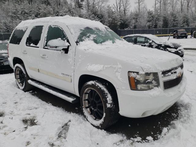 Photo 3 VIN: 1GNFK13017R110753 - CHEVROLET TAHOE 