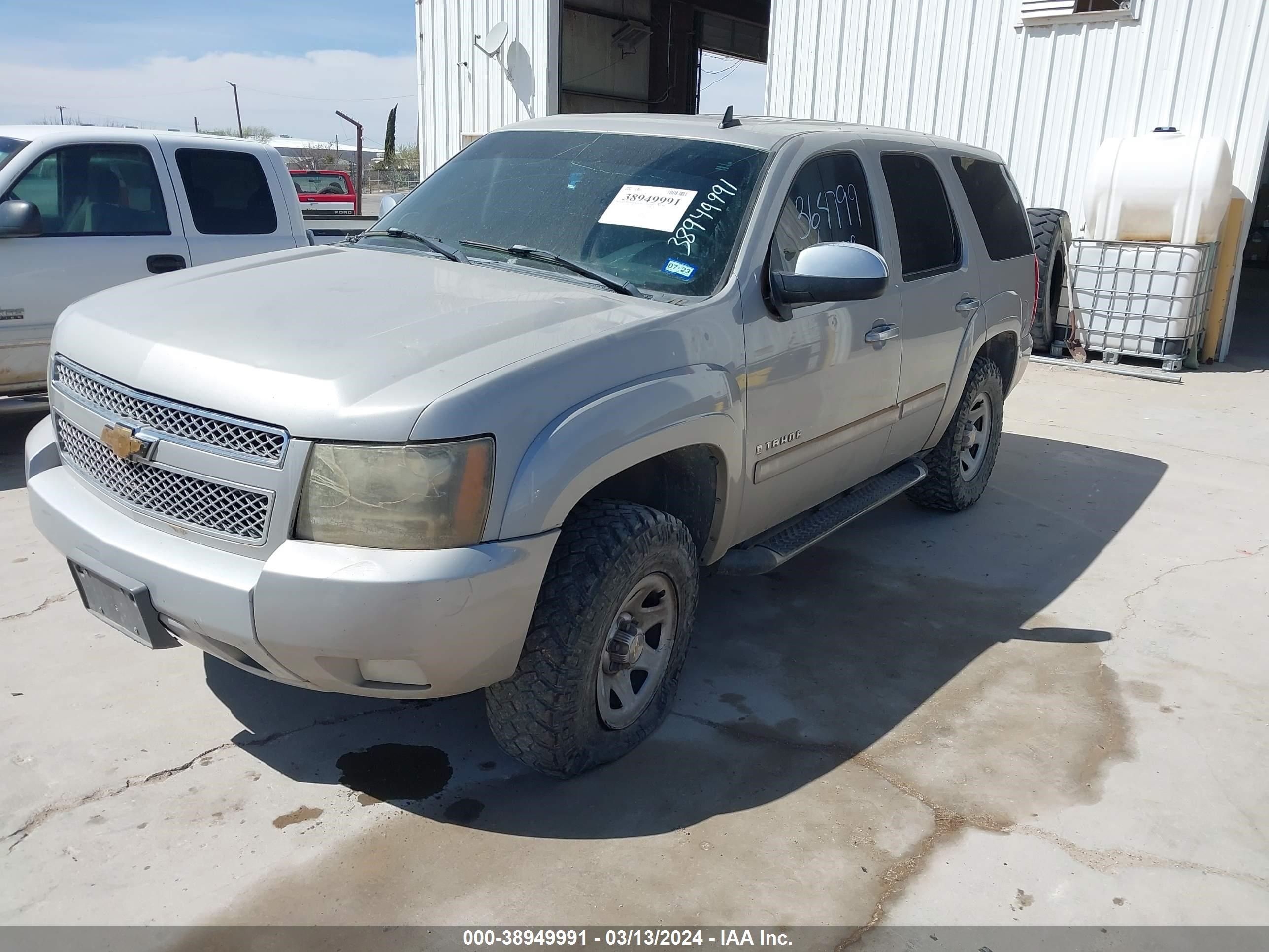 Photo 1 VIN: 1GNFK13017R364799 - CHEVROLET TAHOE 