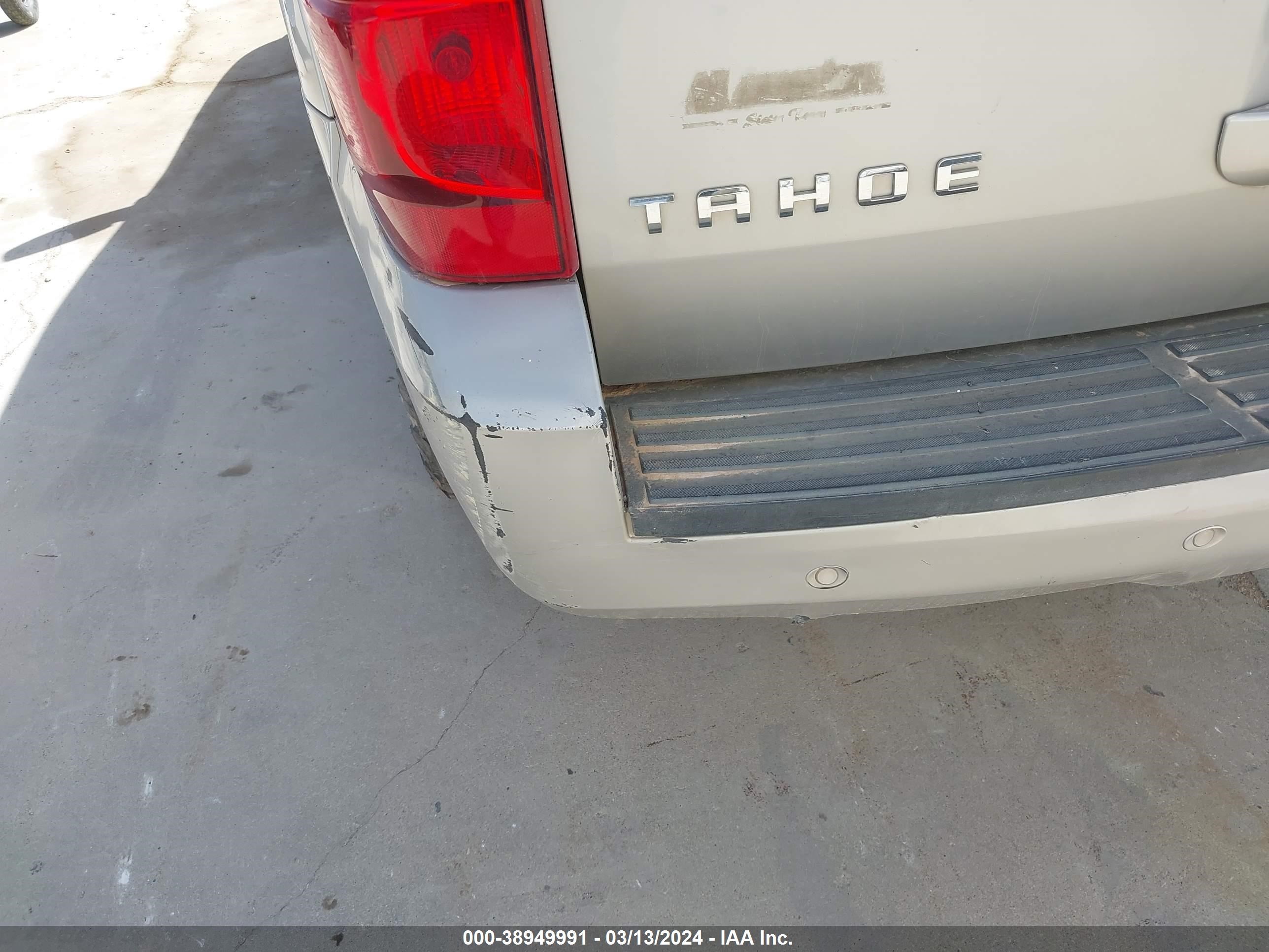 Photo 13 VIN: 1GNFK13017R364799 - CHEVROLET TAHOE 